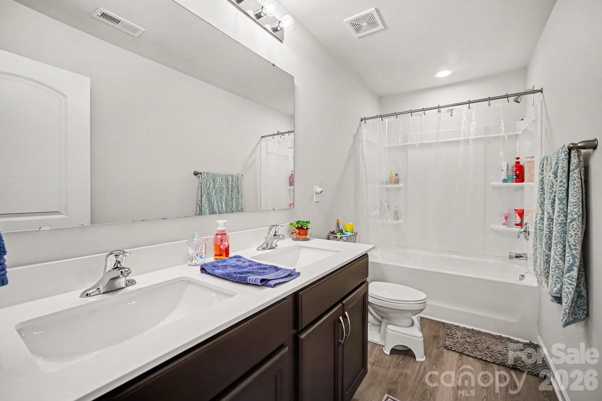 840 Carver Street — Shelby