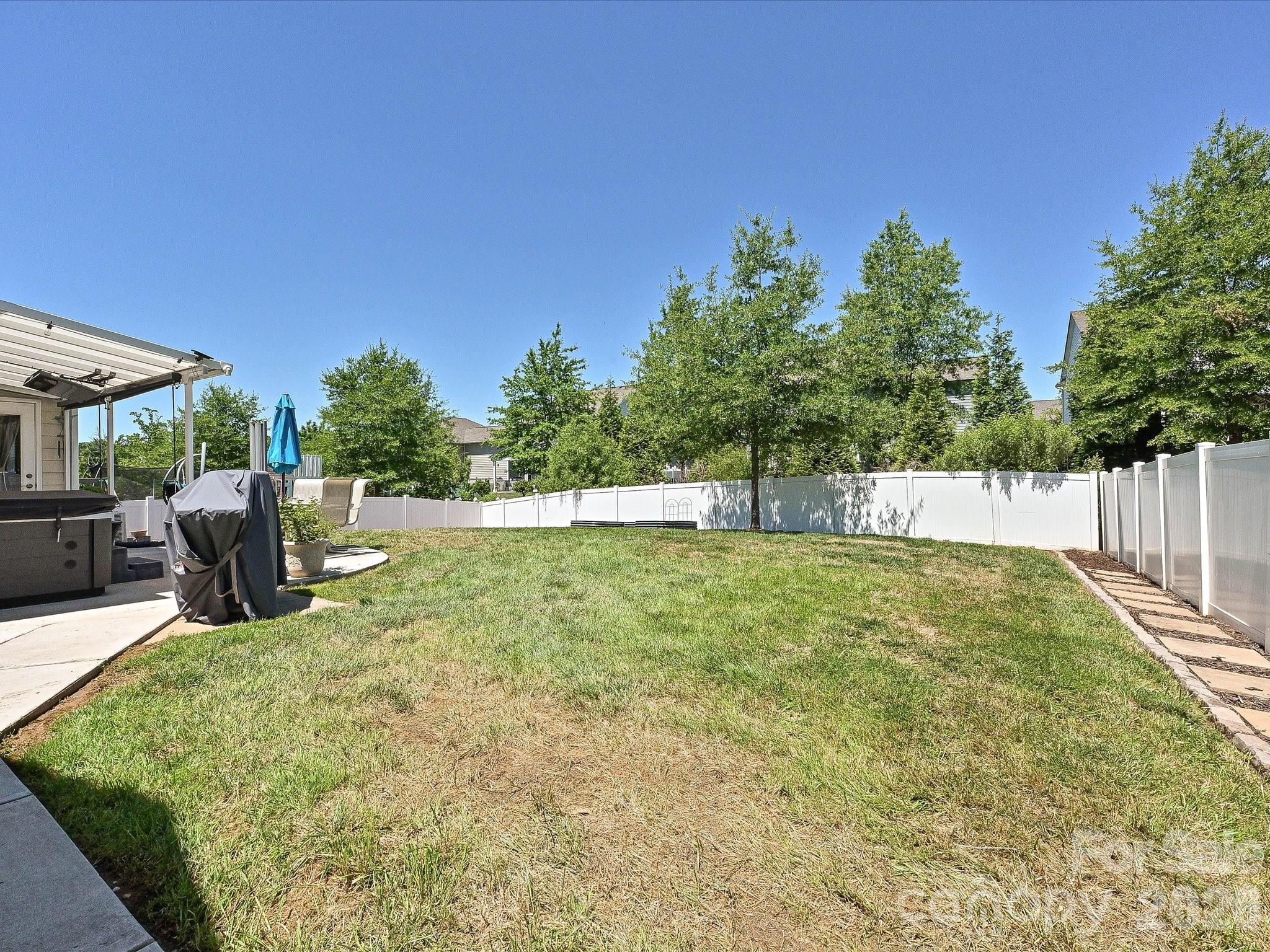 2614 Lochview Street — Fort Mill