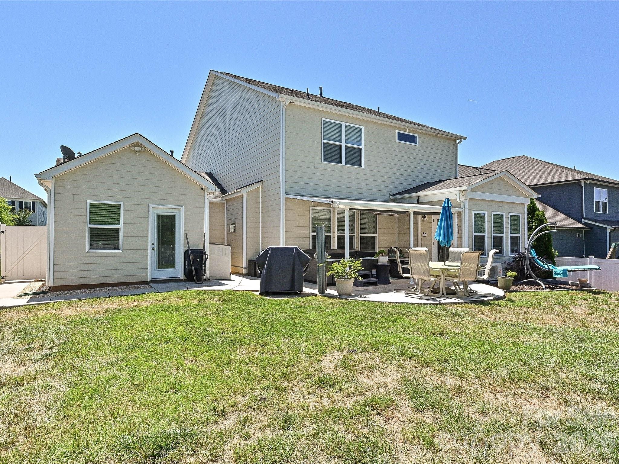 2614 Lochview Street — Fort Mill