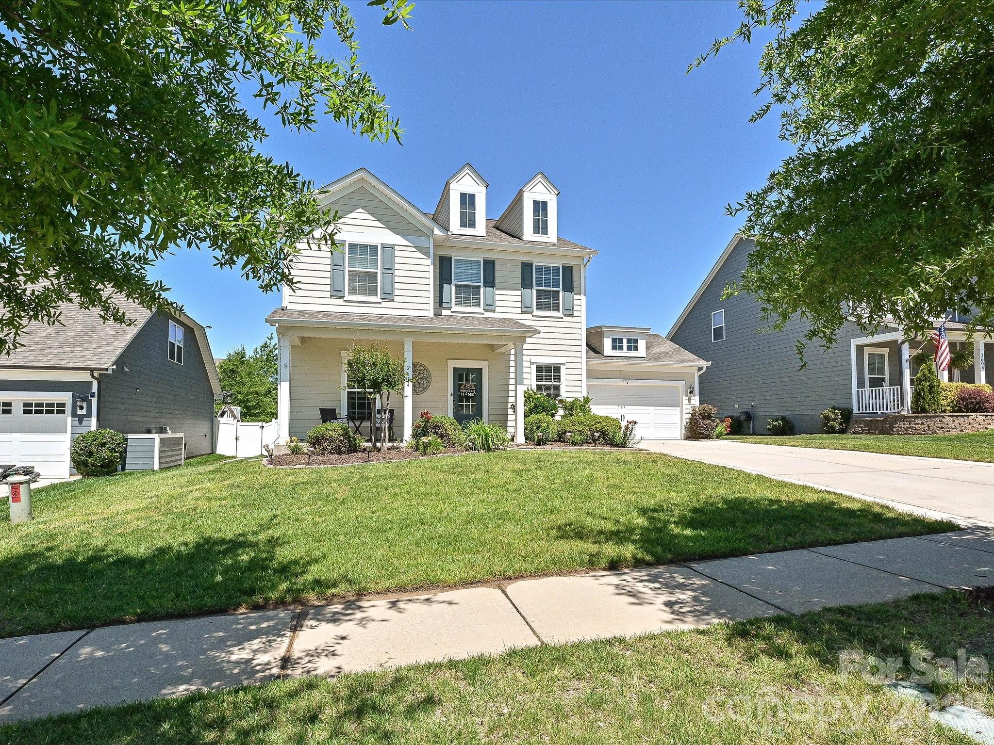 2614 Lochview Street — Fort Mill
