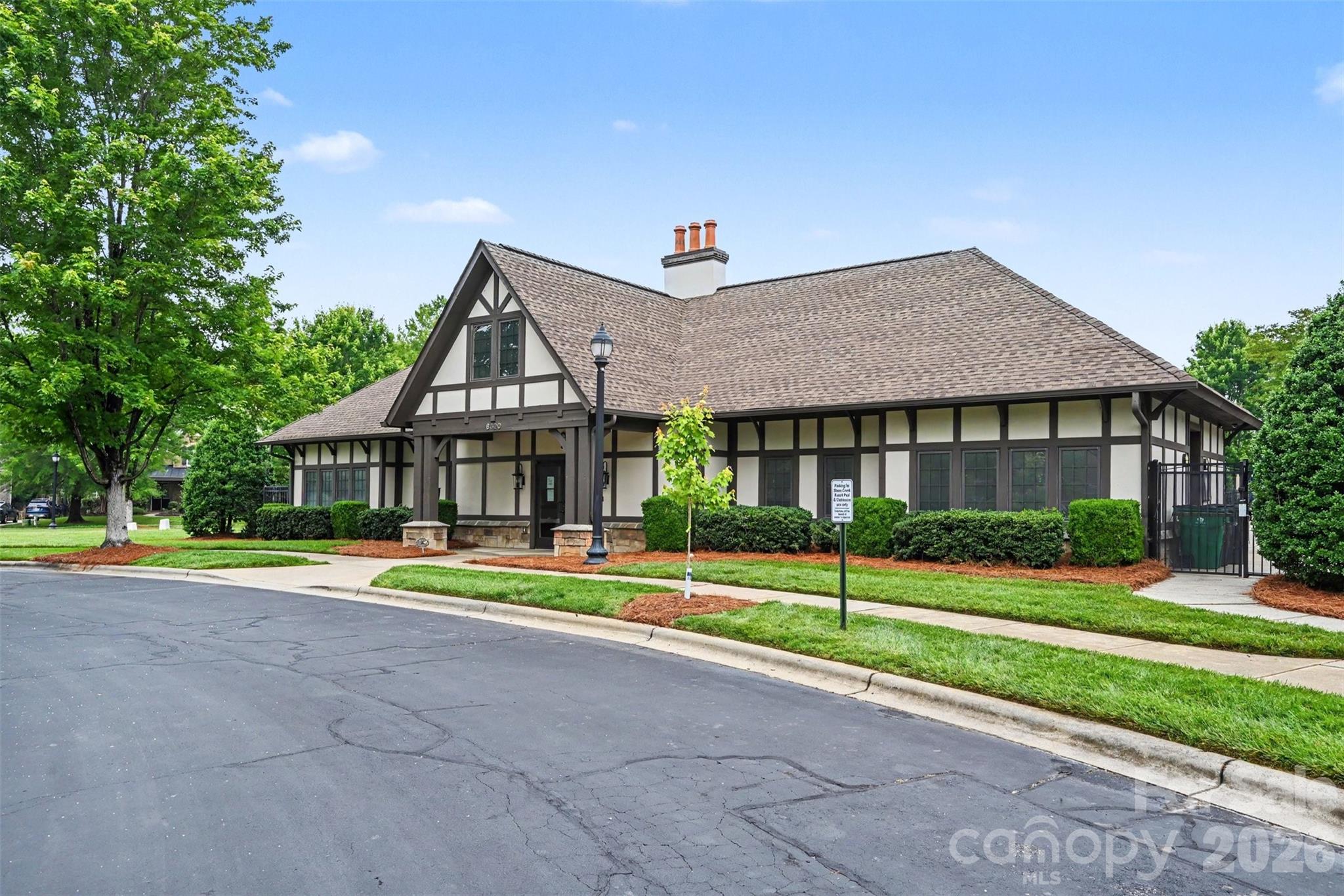 7929 Honey Fig Road — Charlotte