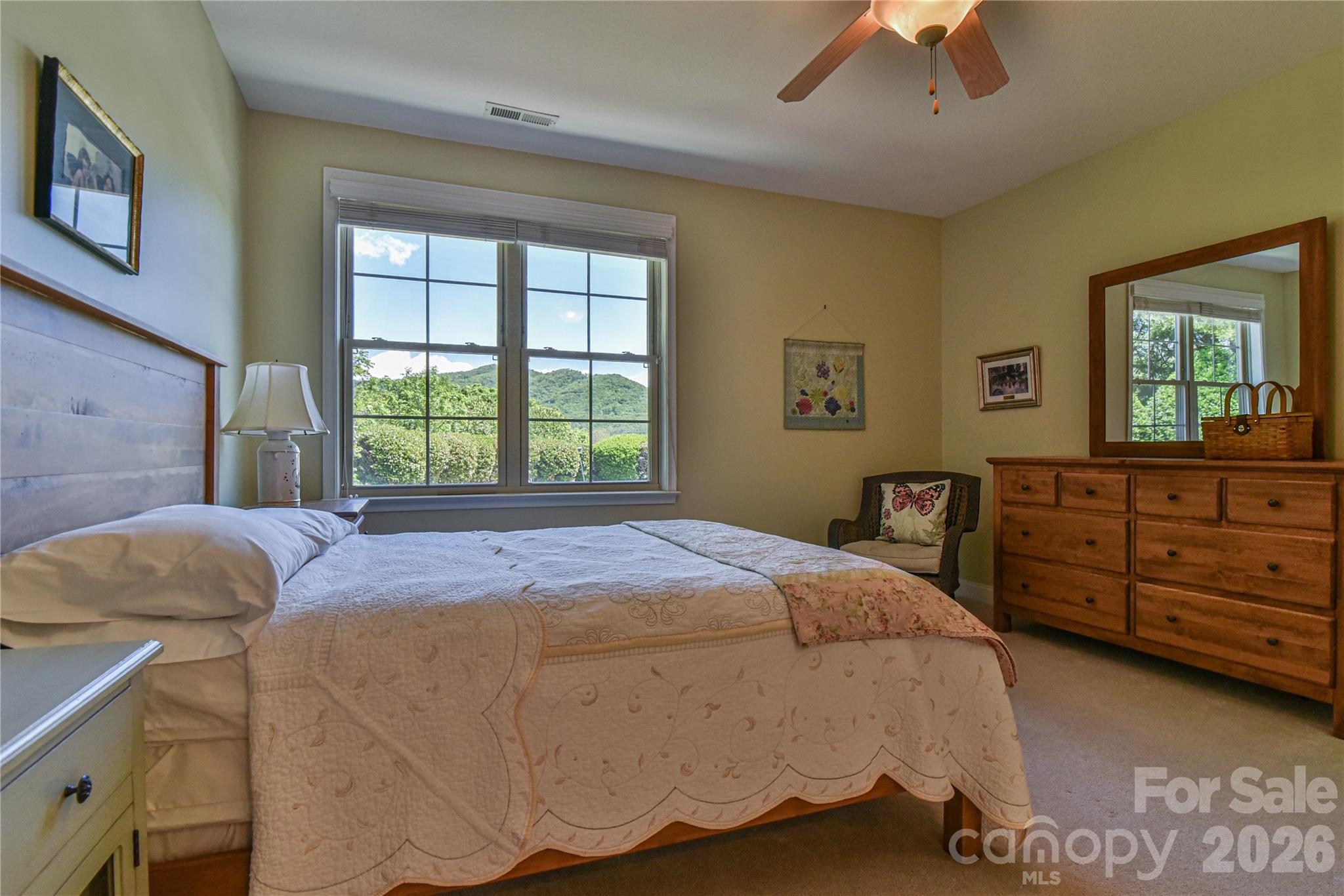 11 Outlook Circle — Swannanoa
