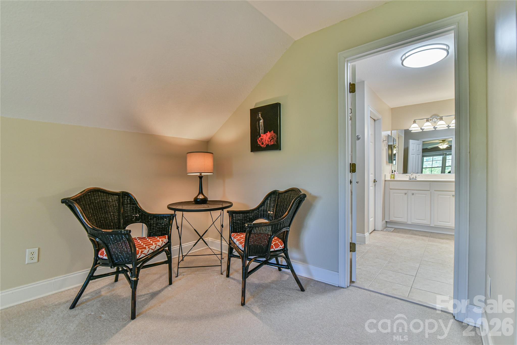 11 Outlook Circle — Swannanoa