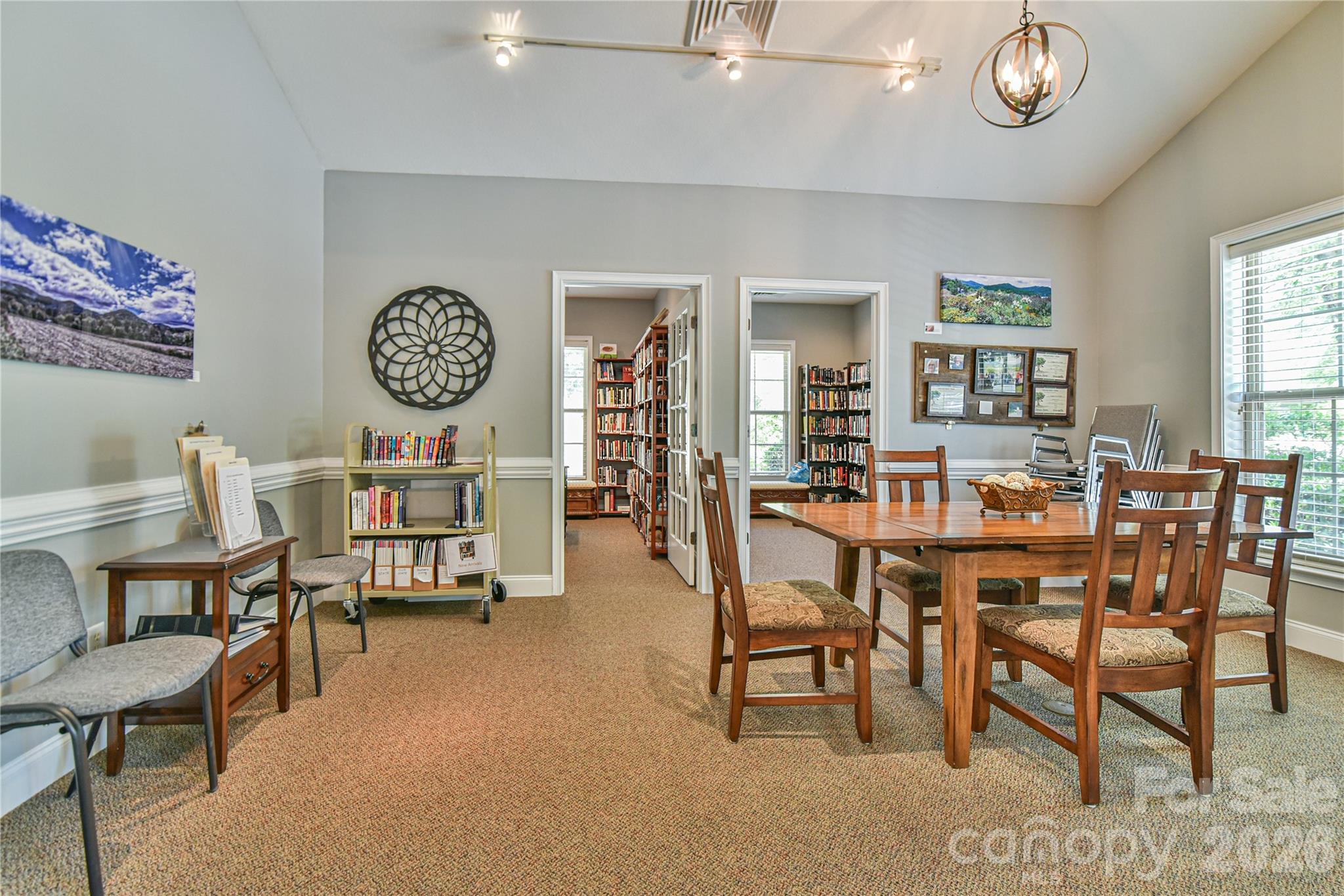 11 Outlook Circle — Swannanoa