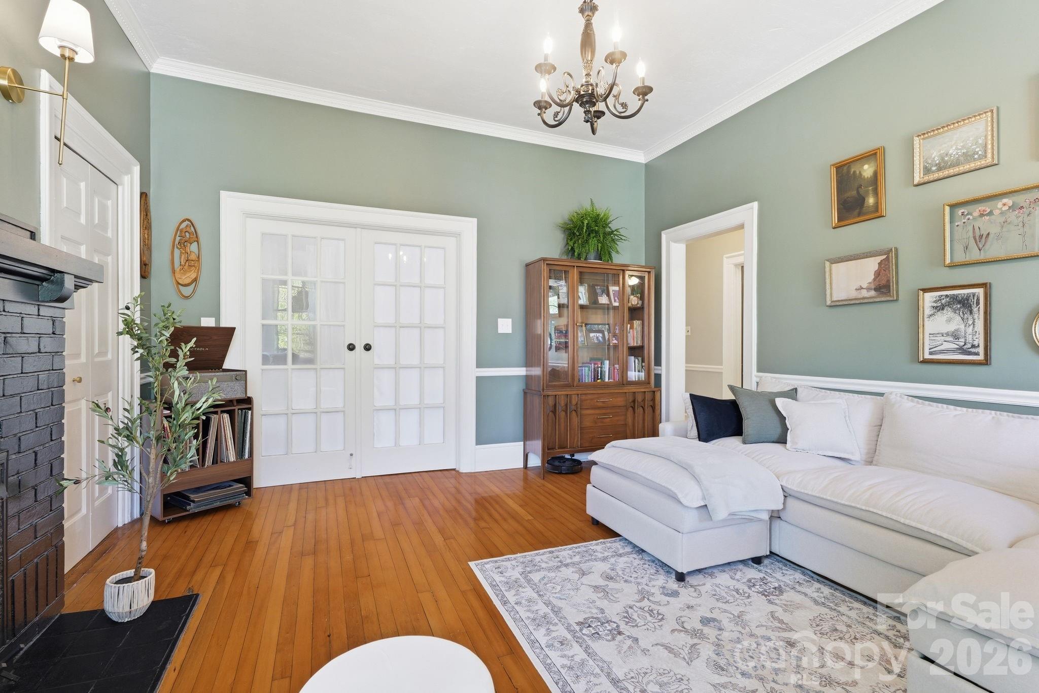 116 Marion Street — Clover
