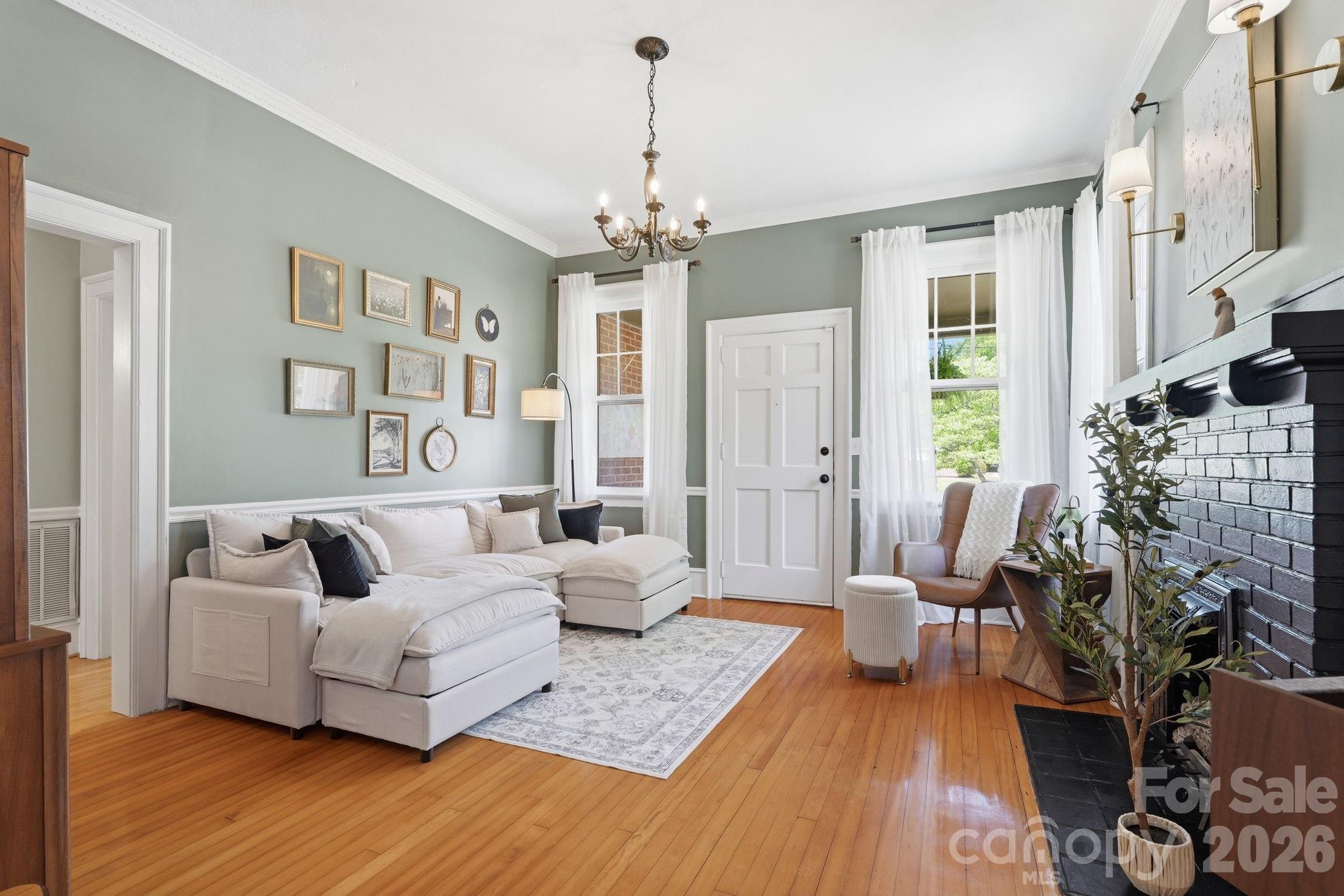 116 Marion Street — Clover