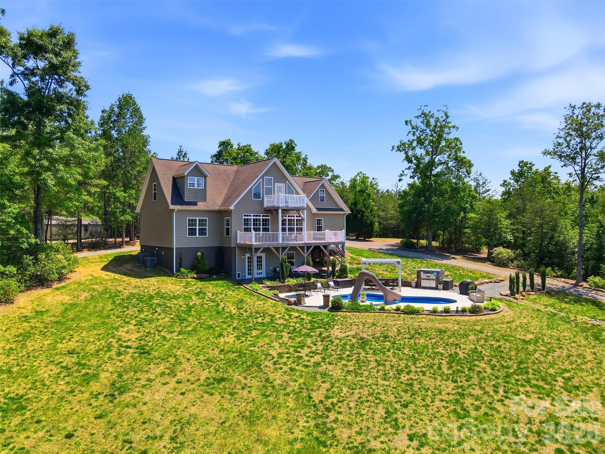 631 Sedona Drive — Nebo