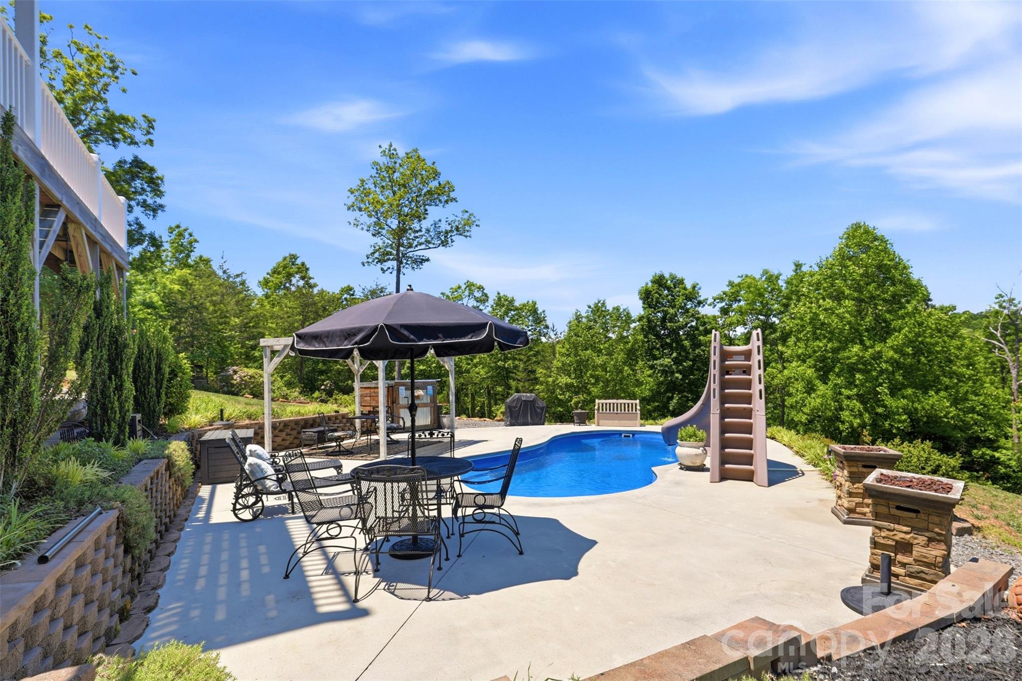 631 Sedona Drive — Nebo