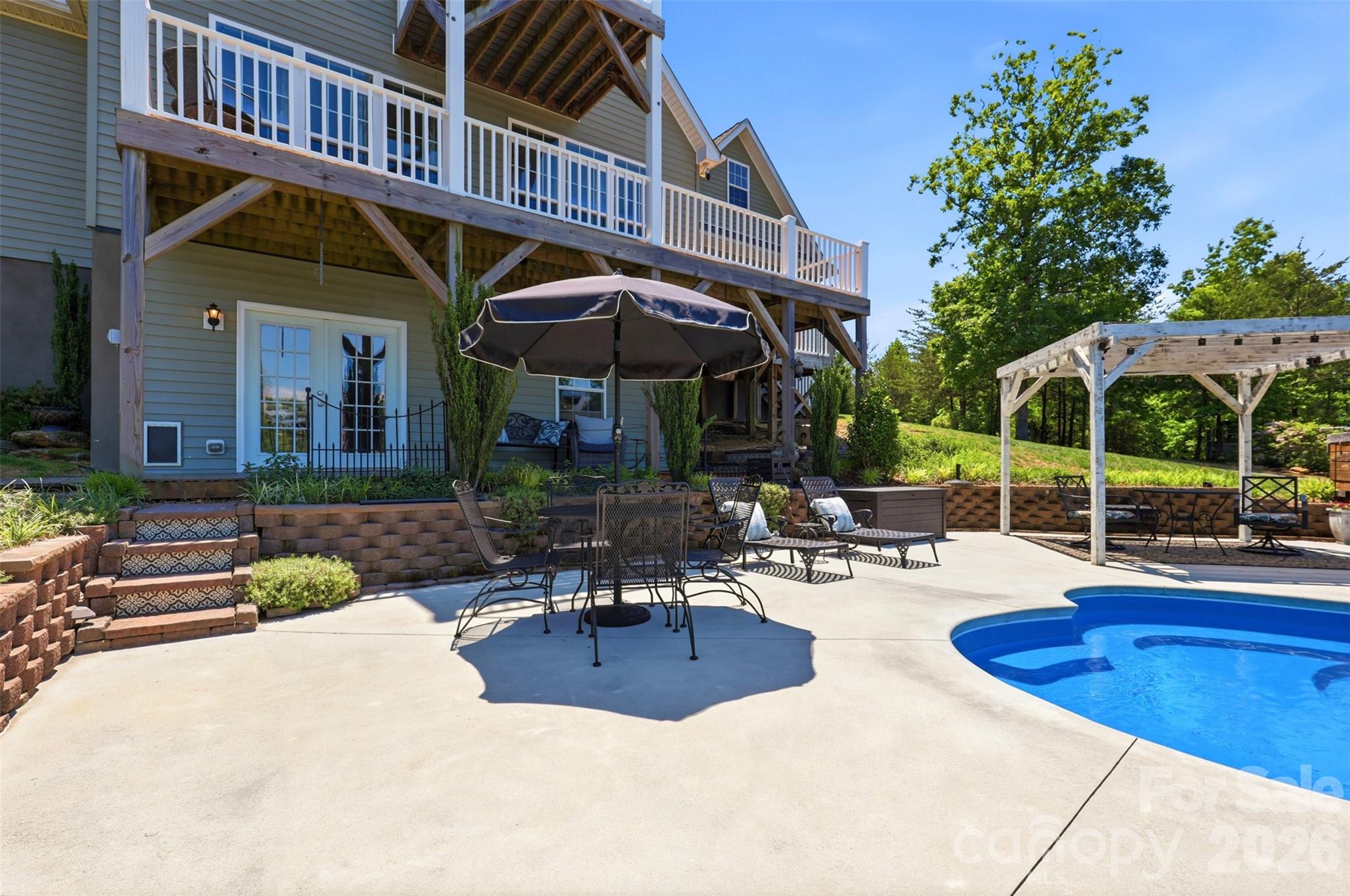 631 Sedona Drive — Nebo