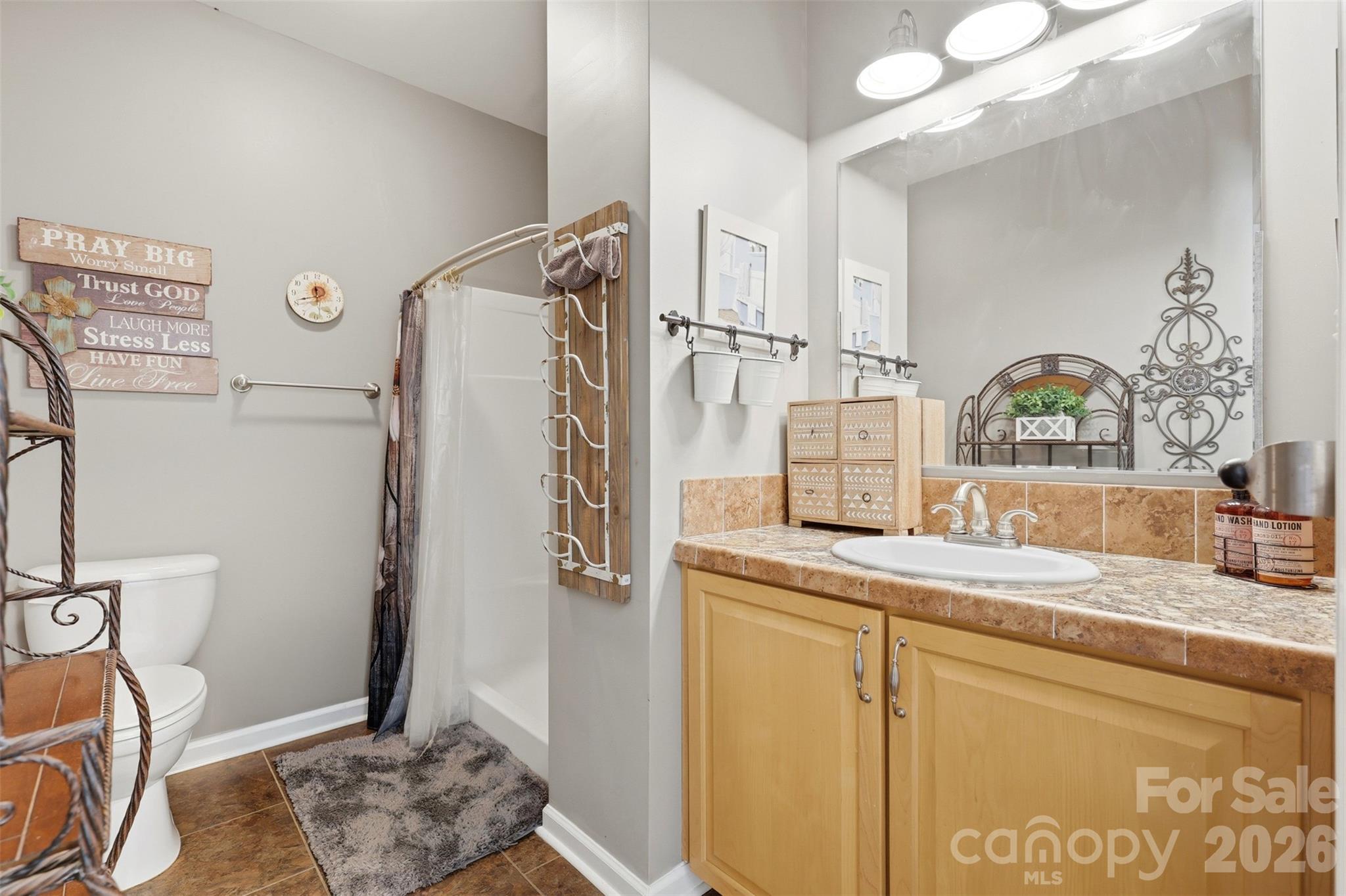 631 Sedona Drive — Nebo