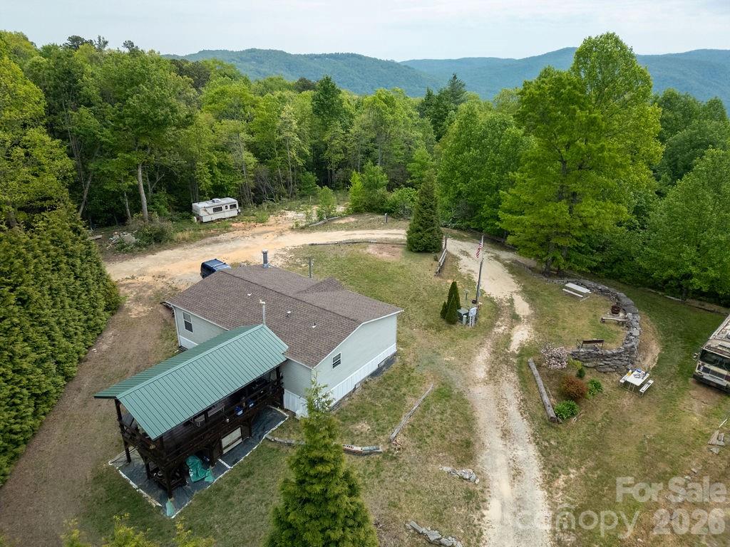 111 Wild Hog Creek Road — Rosman