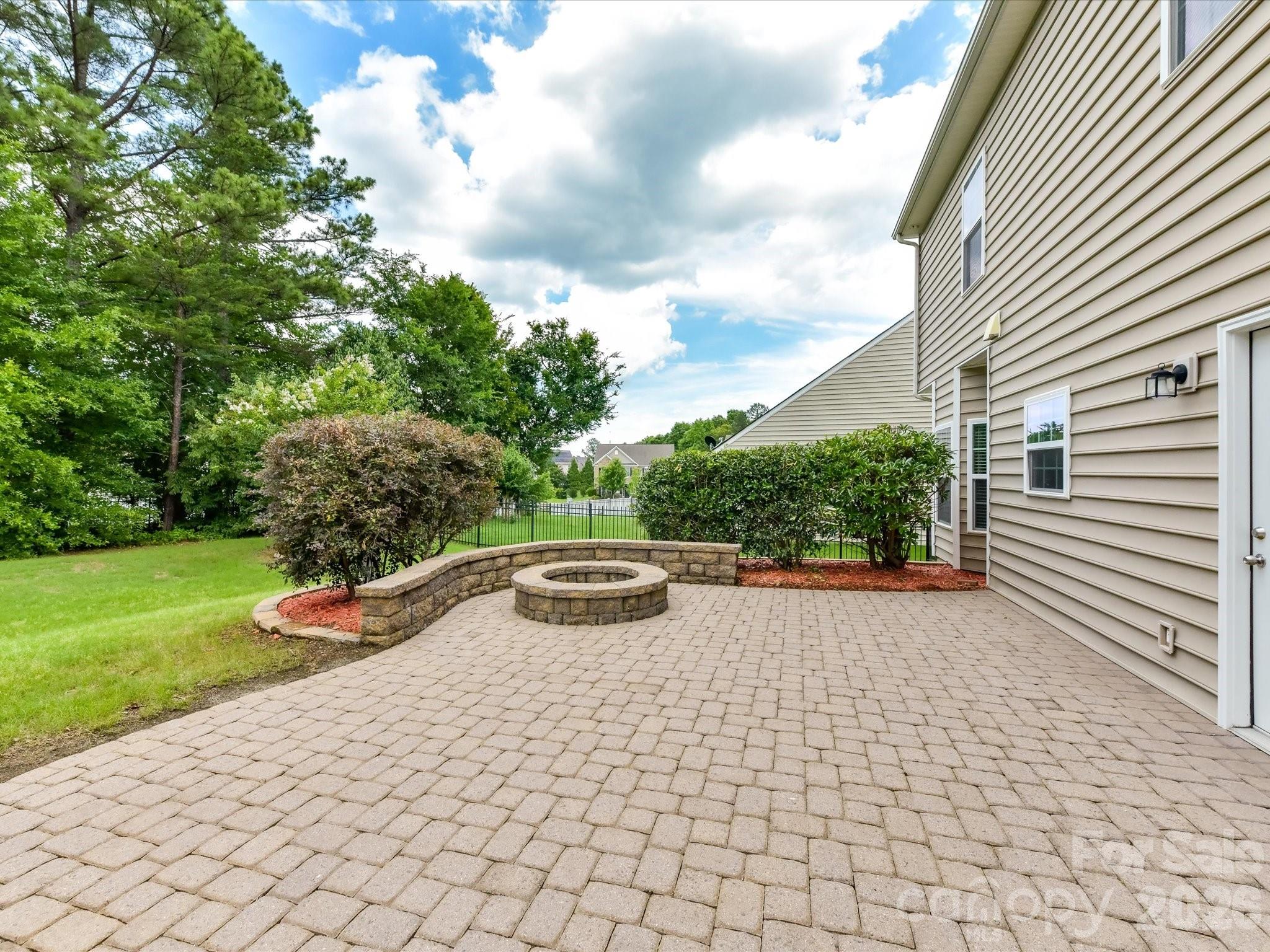 9154 Perseverance Drive — Harrisburg