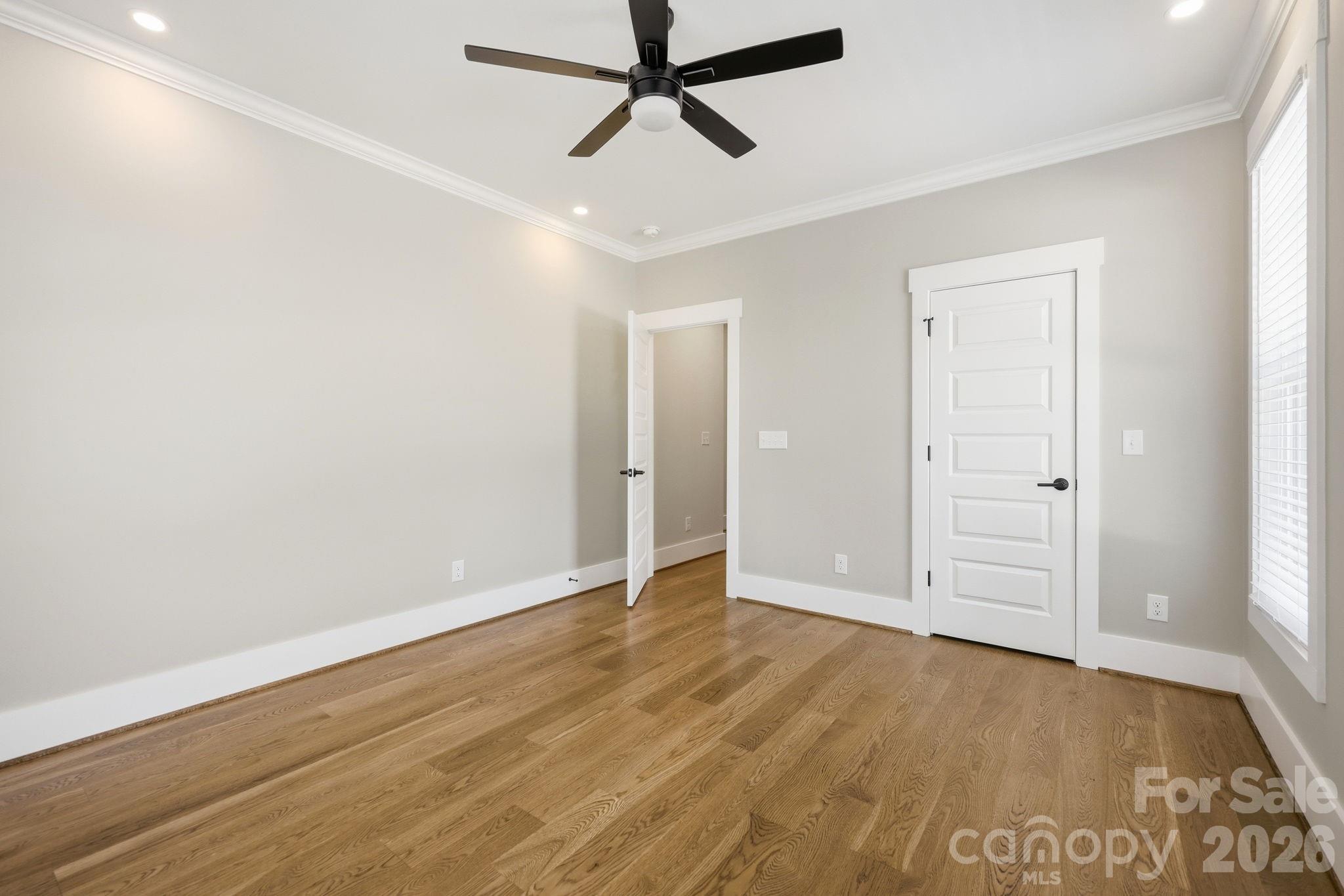 7566 Whisper Hollow Lane — Lewisville