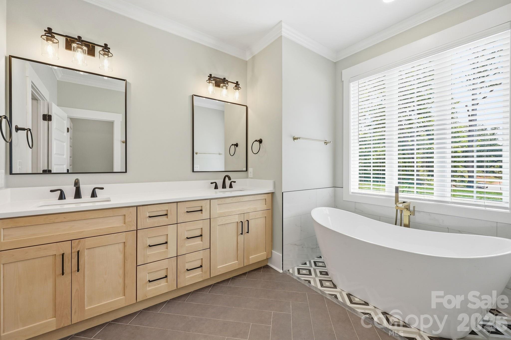 7566 Whisper Hollow Lane — Lewisville