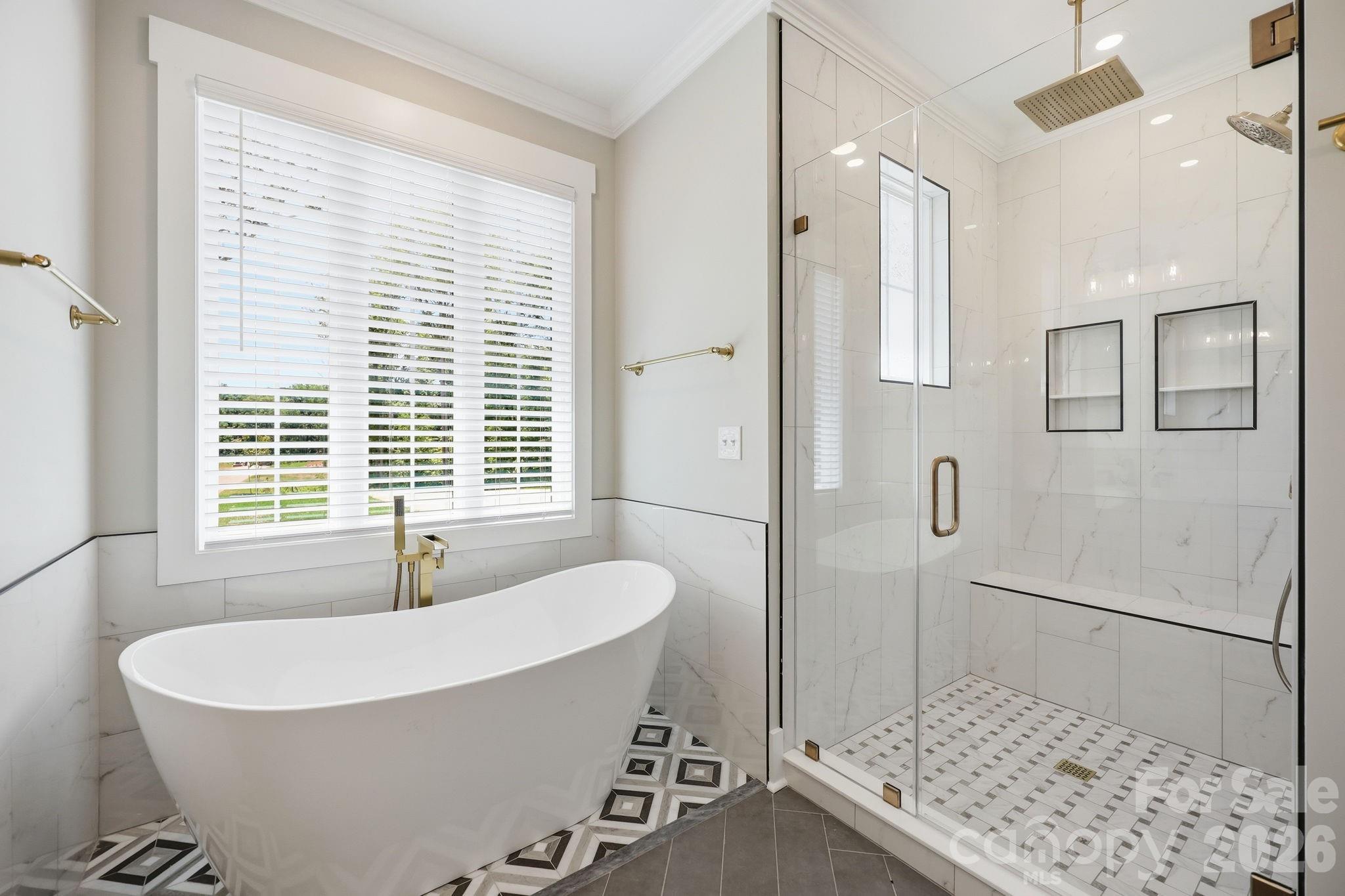 7566 Whisper Hollow Lane — Lewisville