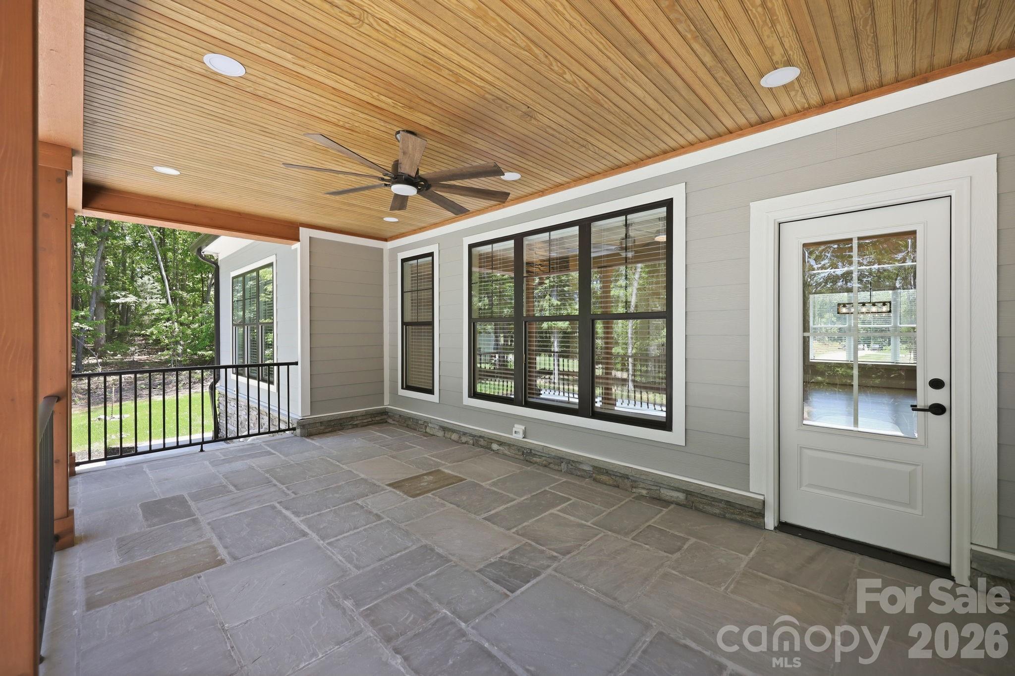 7566 Whisper Hollow Lane — Lewisville