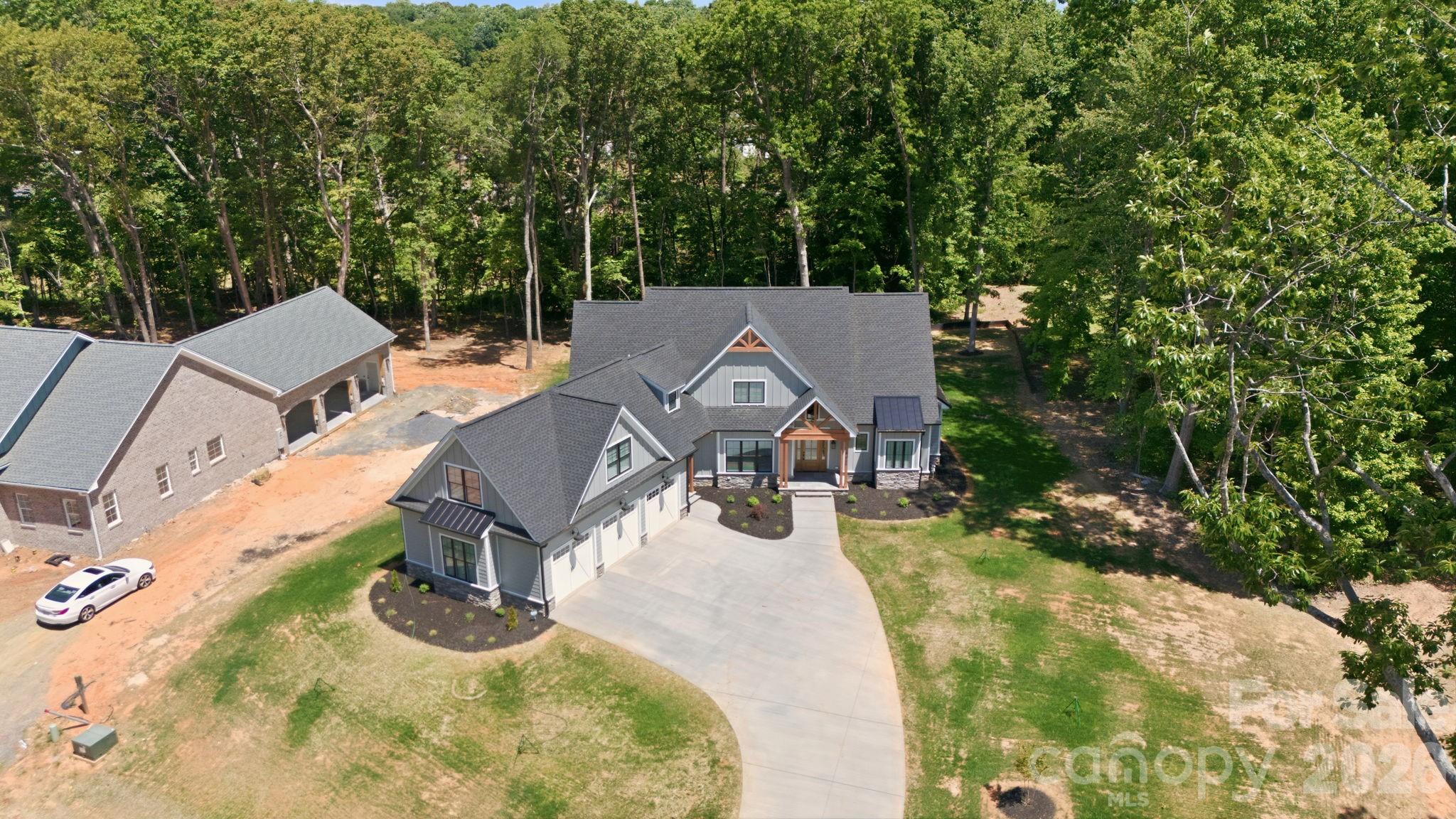7566 Whisper Hollow Lane — Lewisville