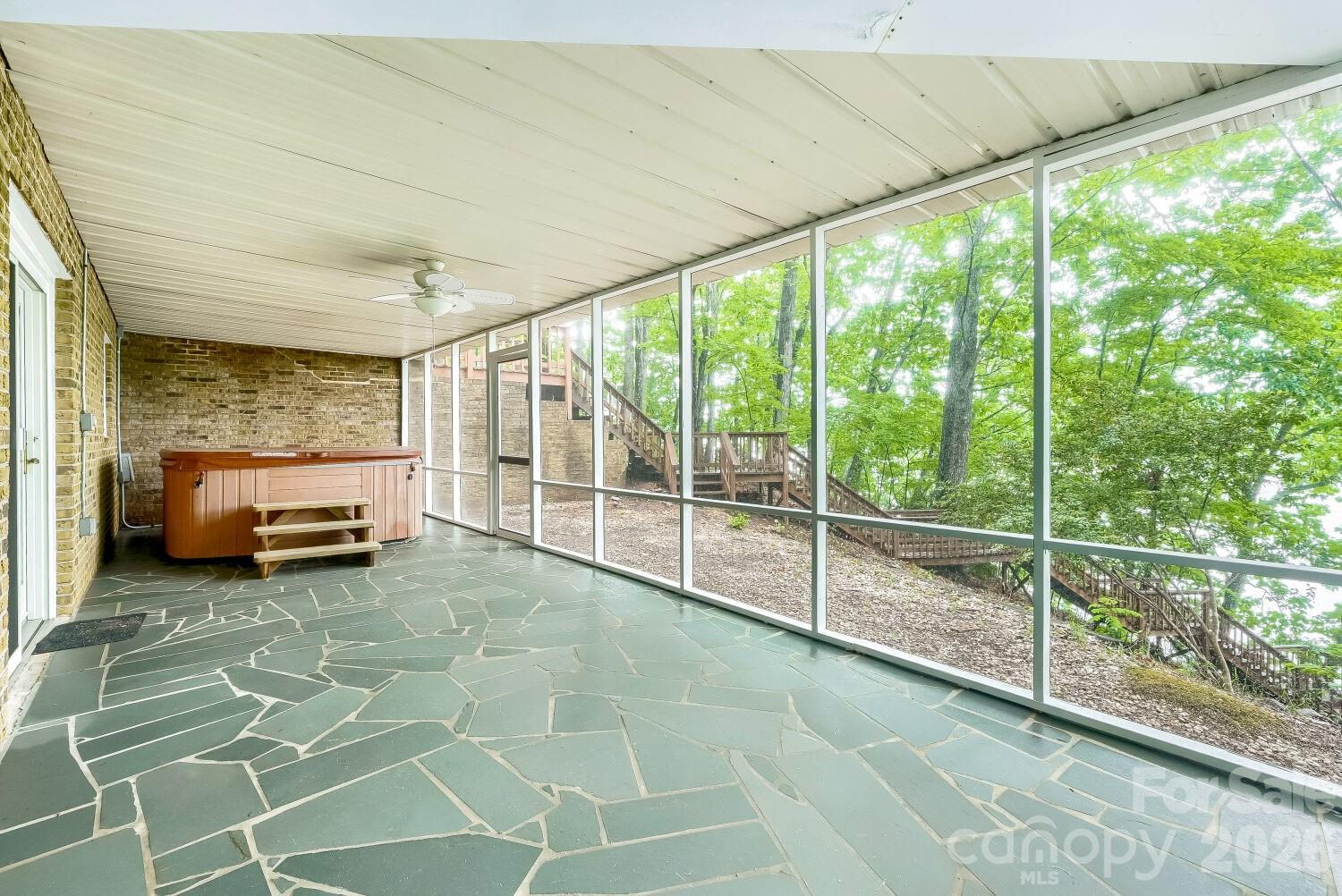 42640 Moonshine Drive — New London
