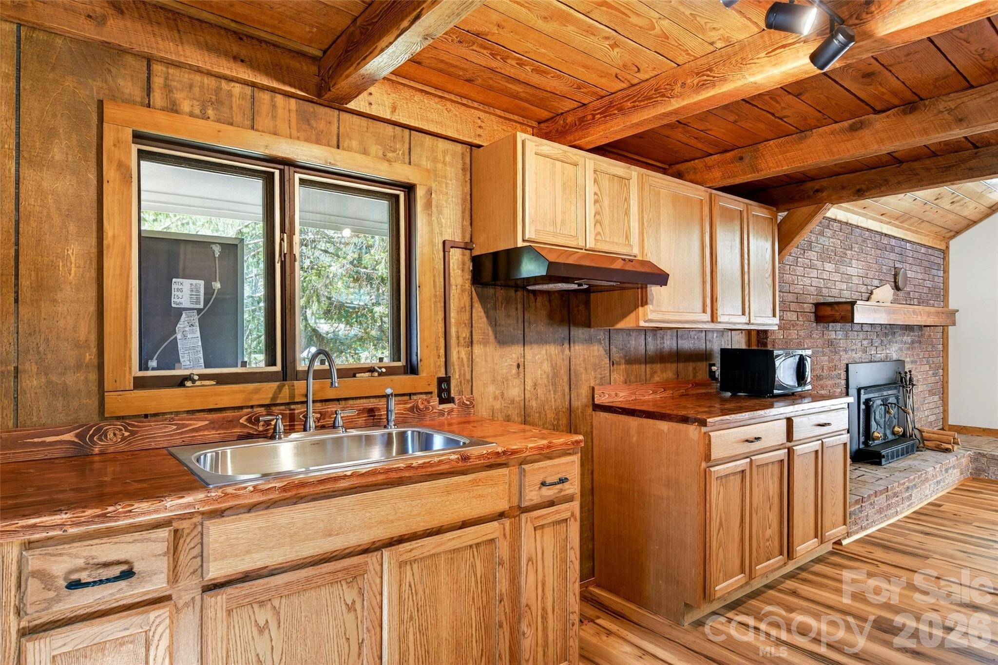 1959 Jackson Town Road #A — Spruce Pine