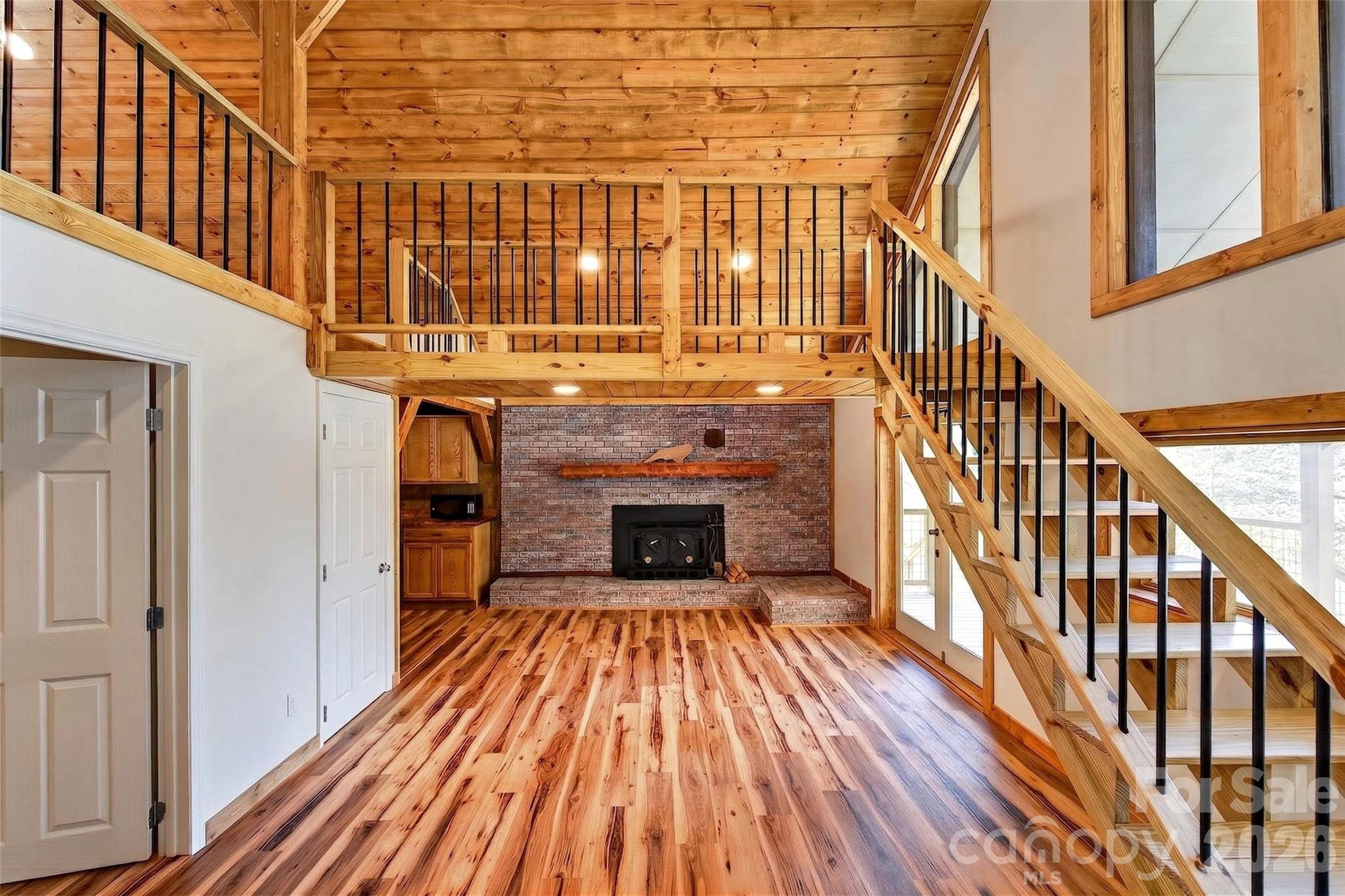 1959 Jackson Town Road #A — Spruce Pine