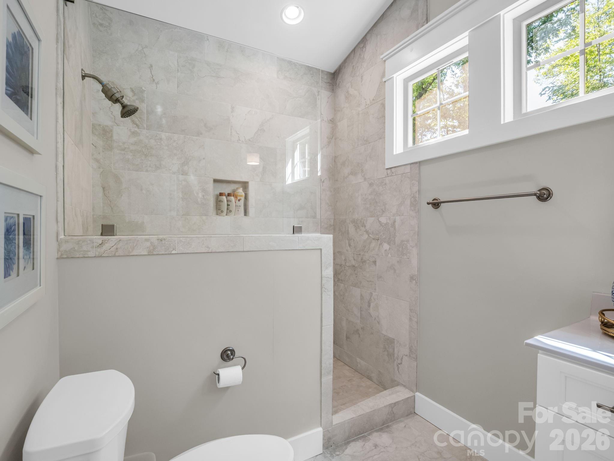 564 Sweet Birch Park Lane — Black Mountain