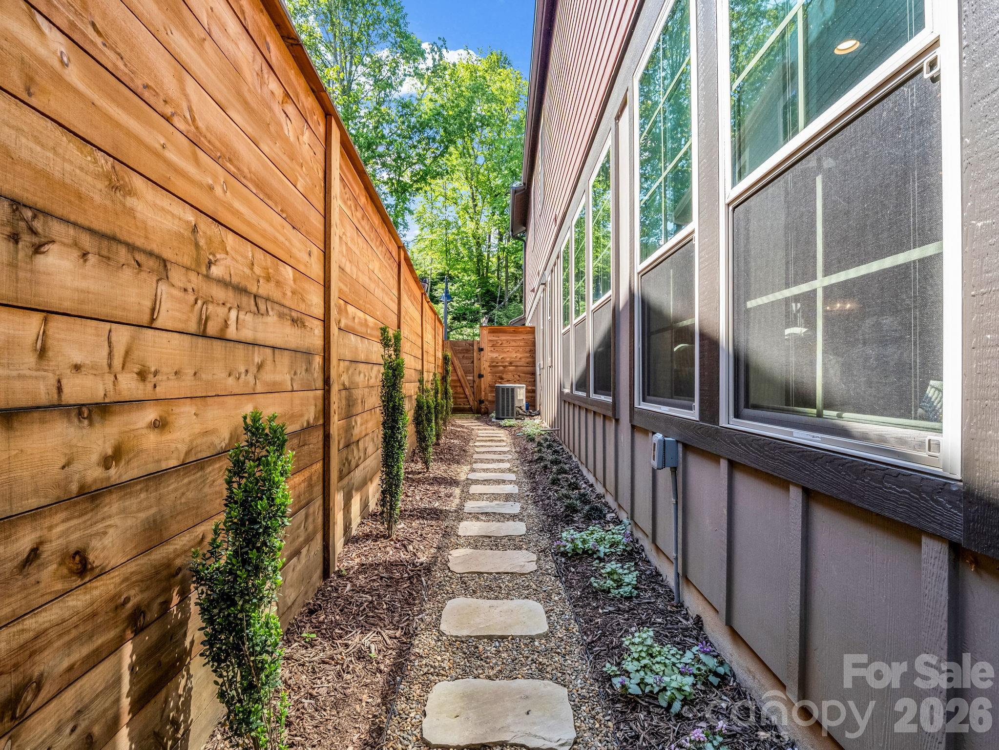 564 Sweet Birch Park Lane — Black Mountain