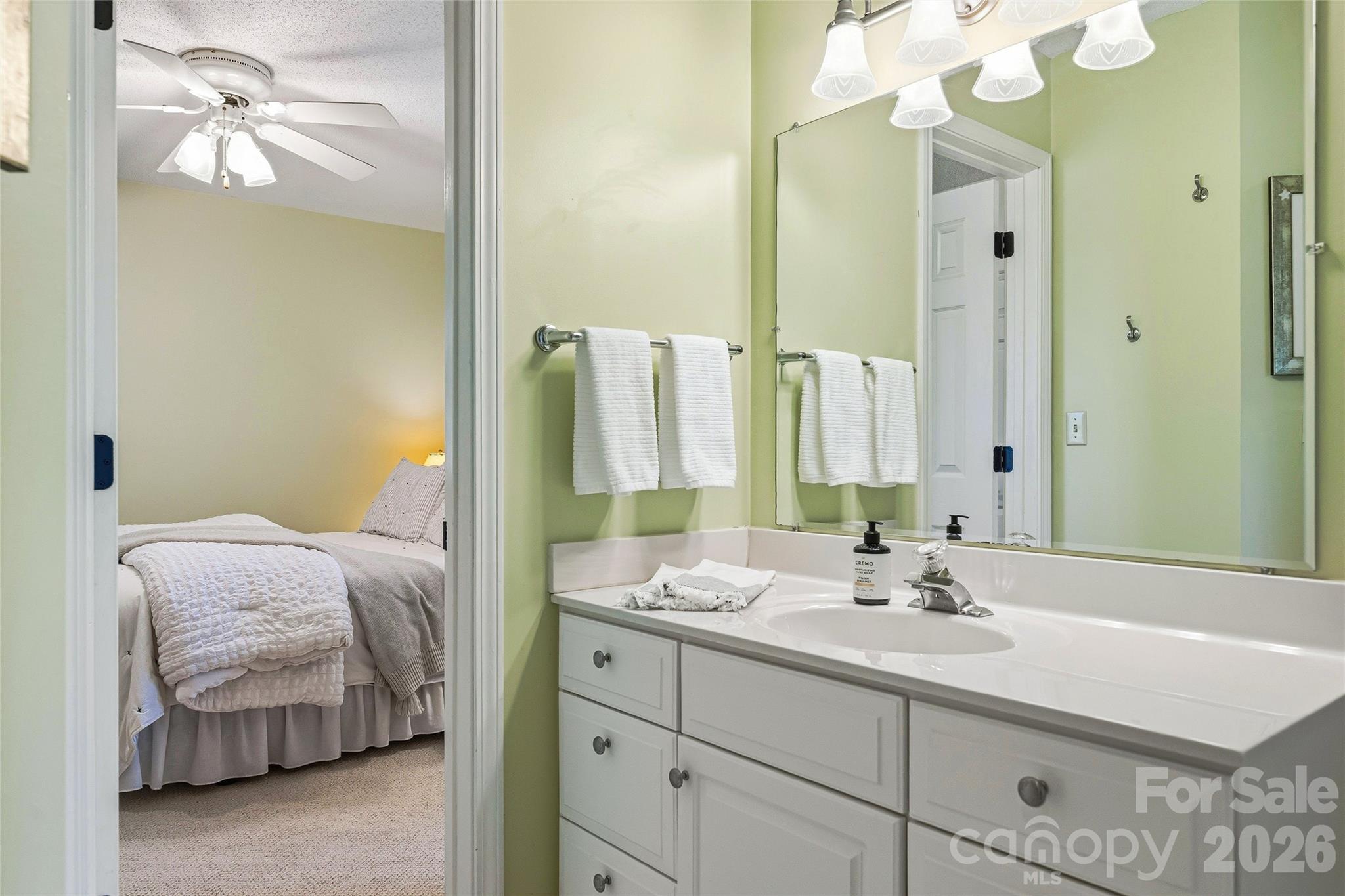 51 White Pine Circle — Fletcher