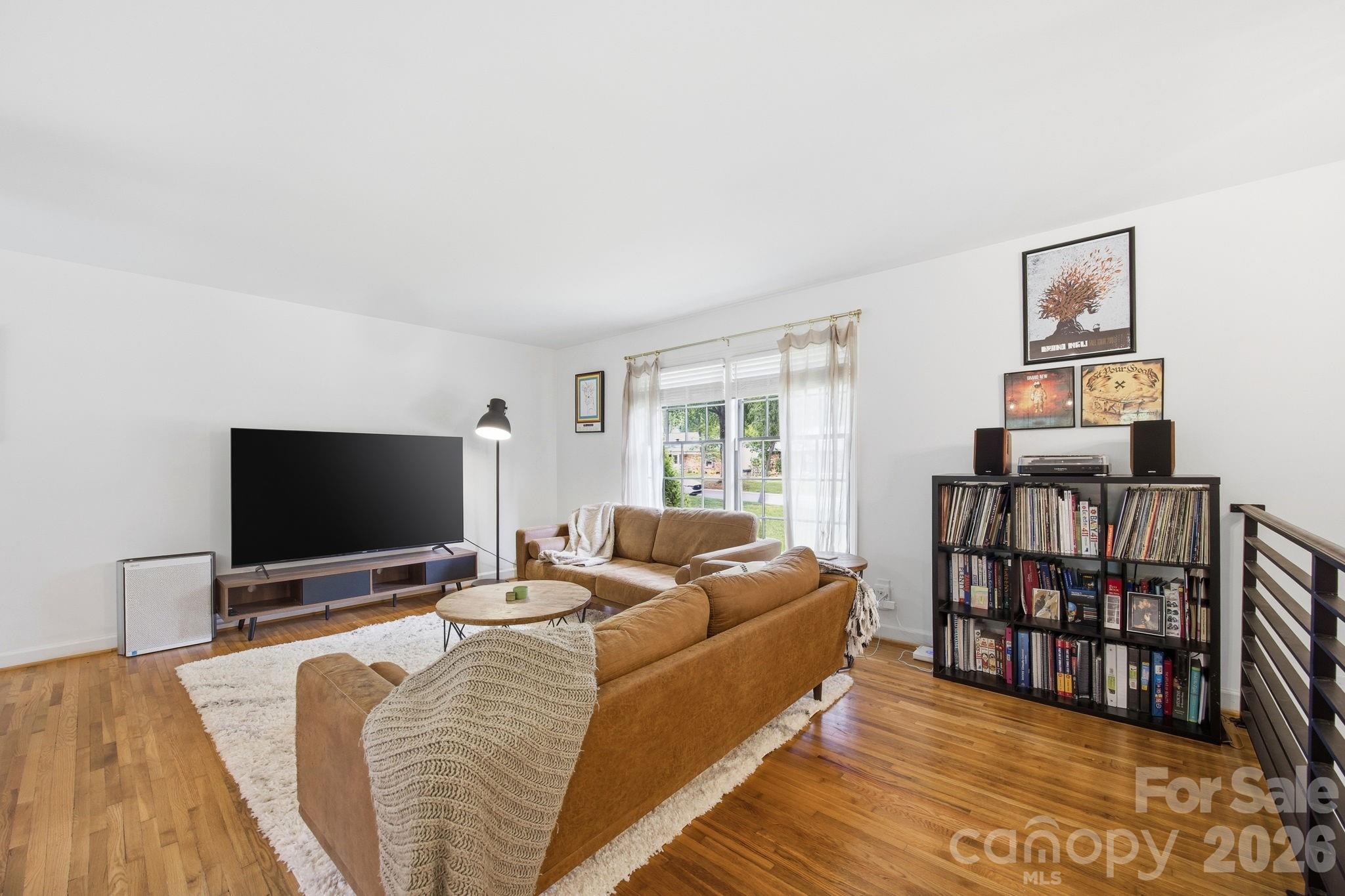 1325 Braeburn Road — Charlotte