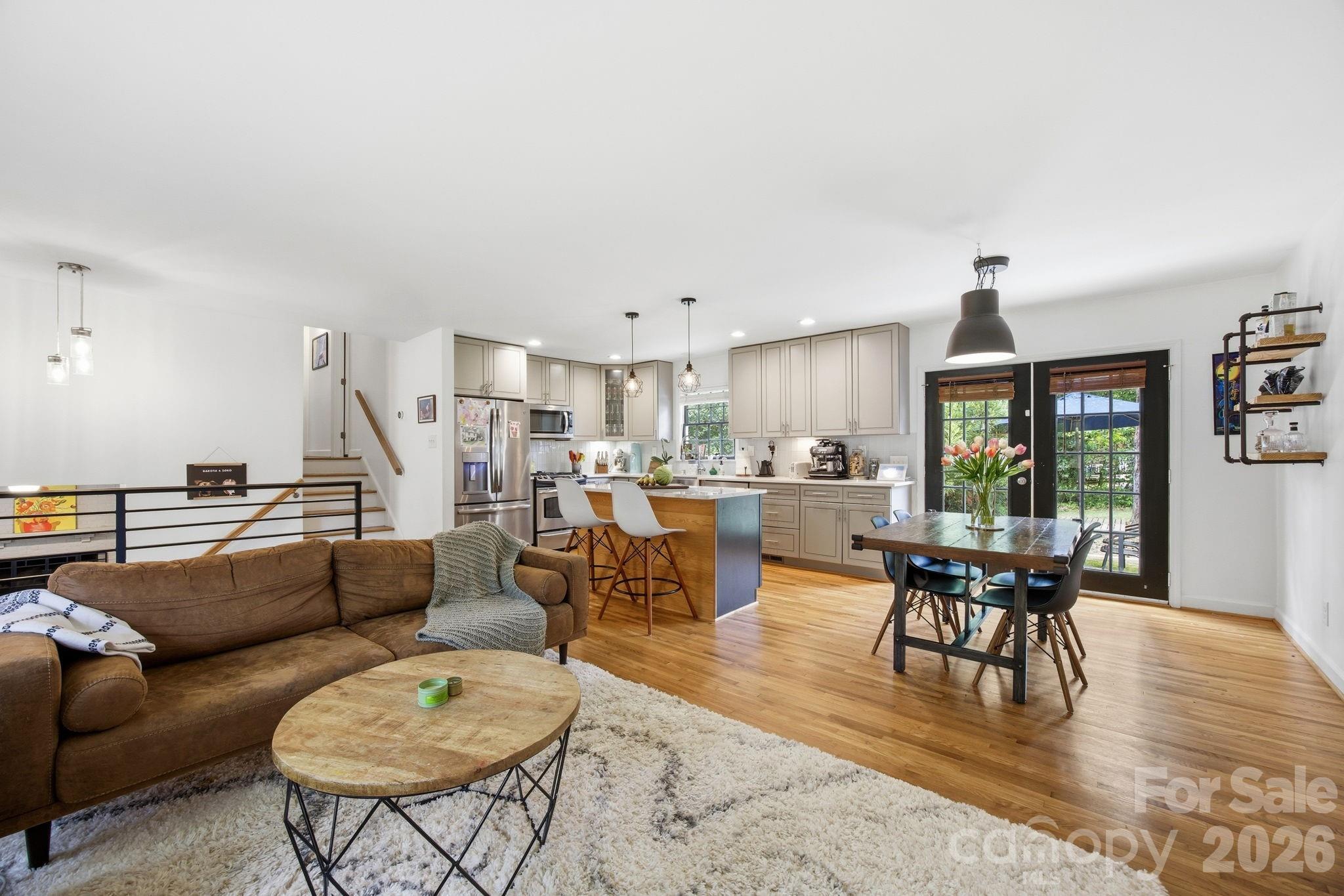 1325 Braeburn Road — Charlotte