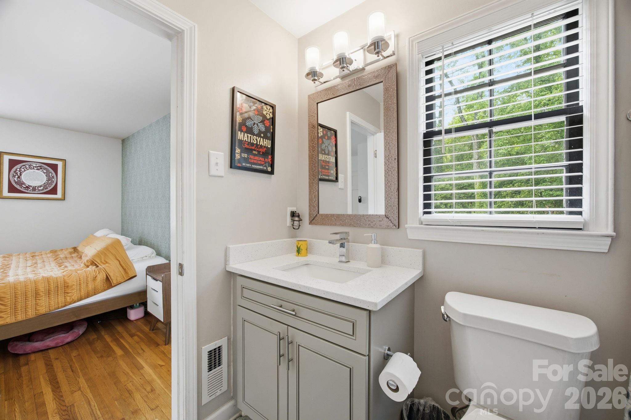 1325 Braeburn Road — Charlotte