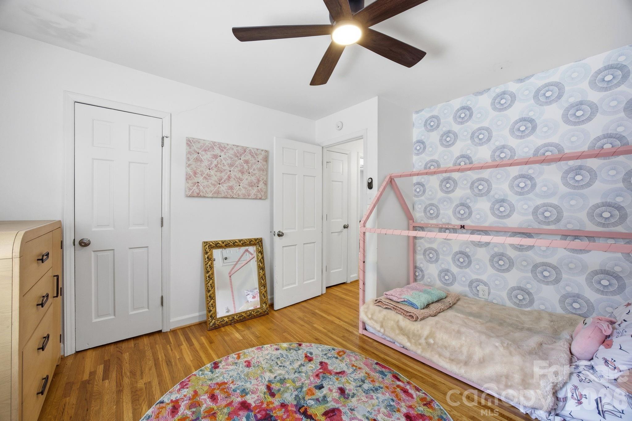 1325 Braeburn Road — Charlotte