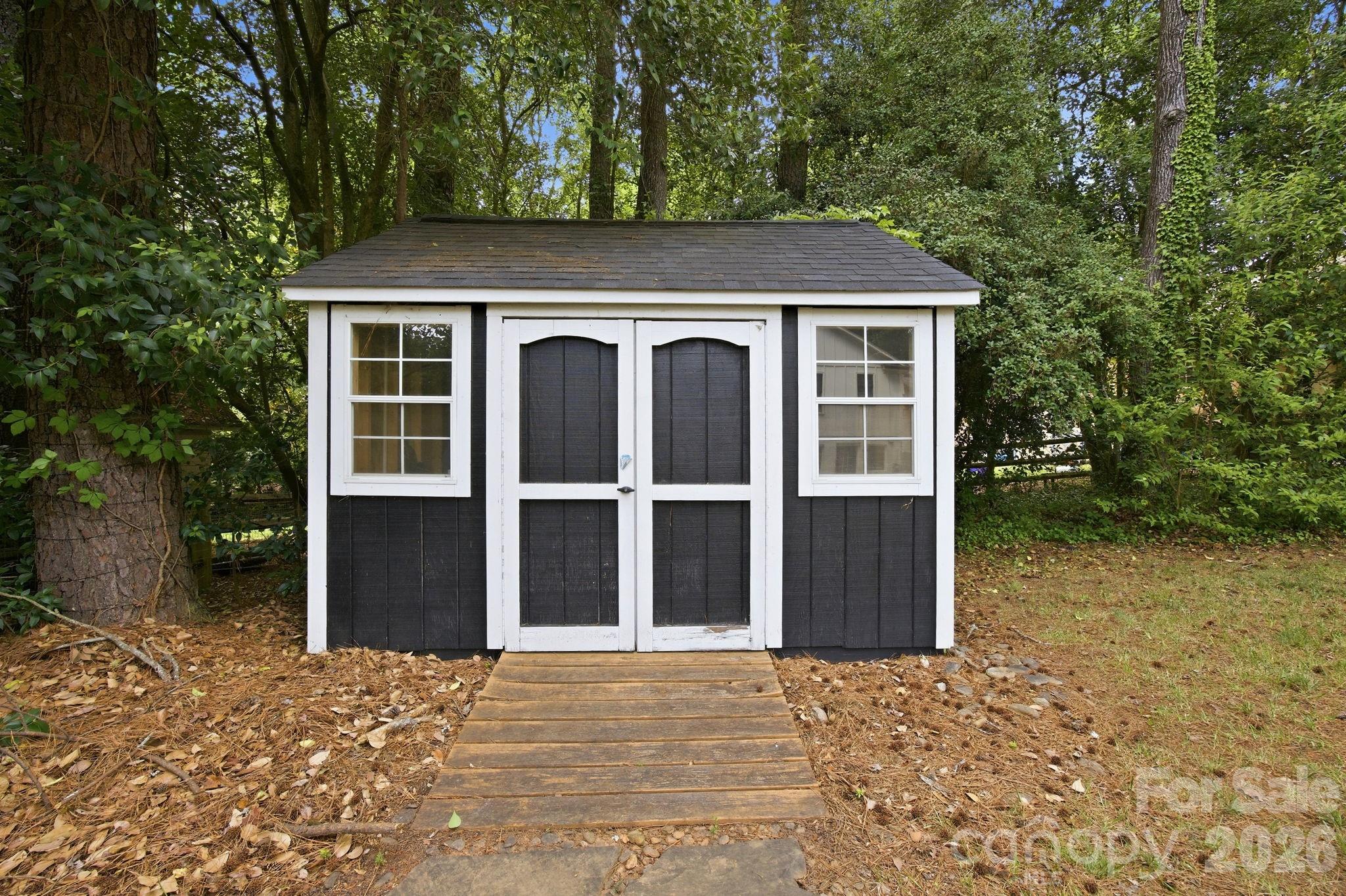 1325 Braeburn Road — Charlotte