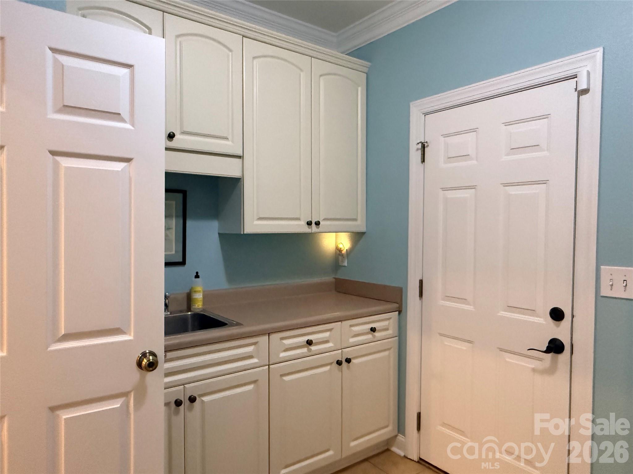 183 Burl Bridges Road — Forest City