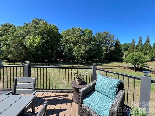 183 Burl Bridges Road — Forest City