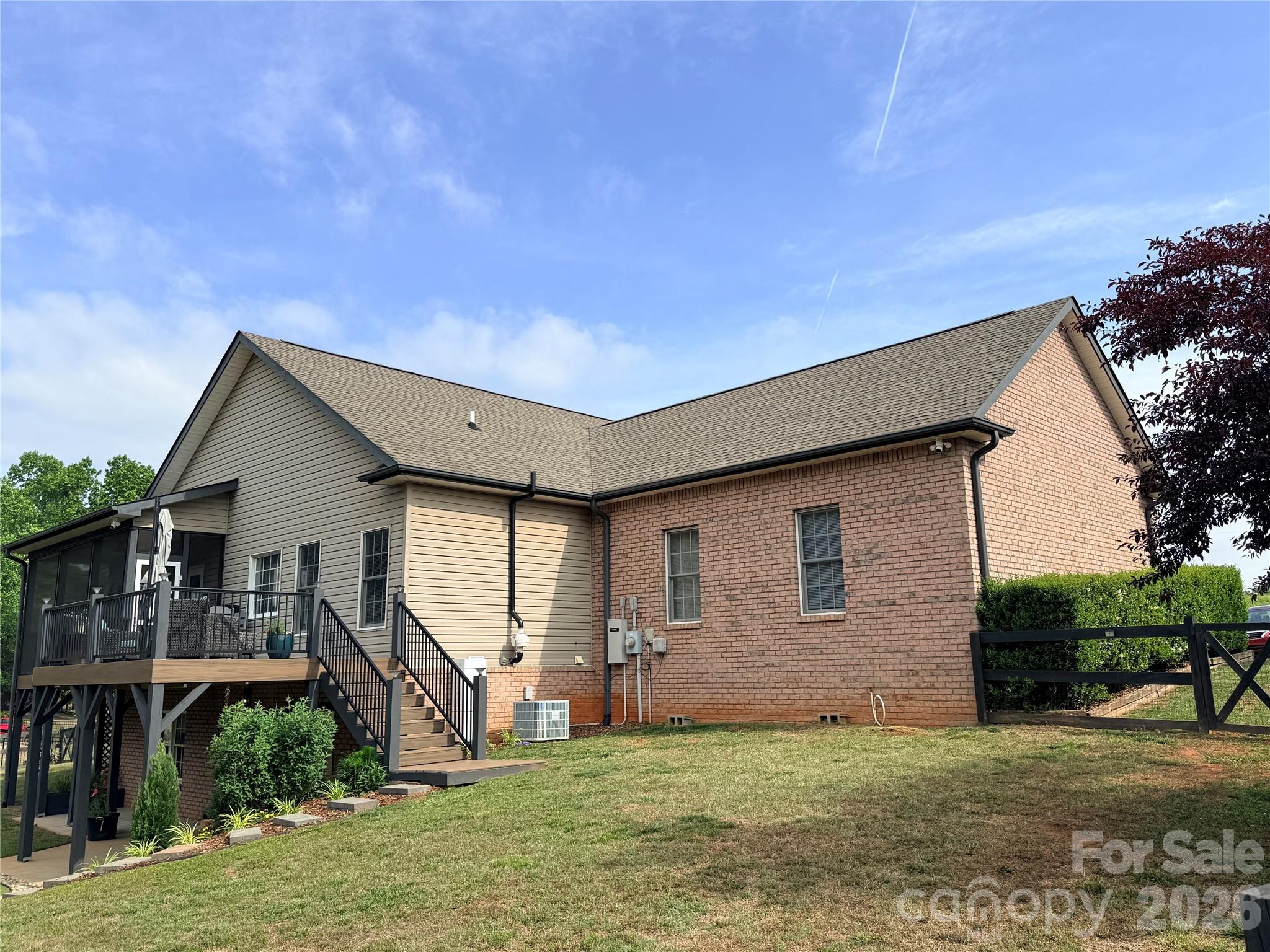 183 Burl Bridges Road — Forest City
