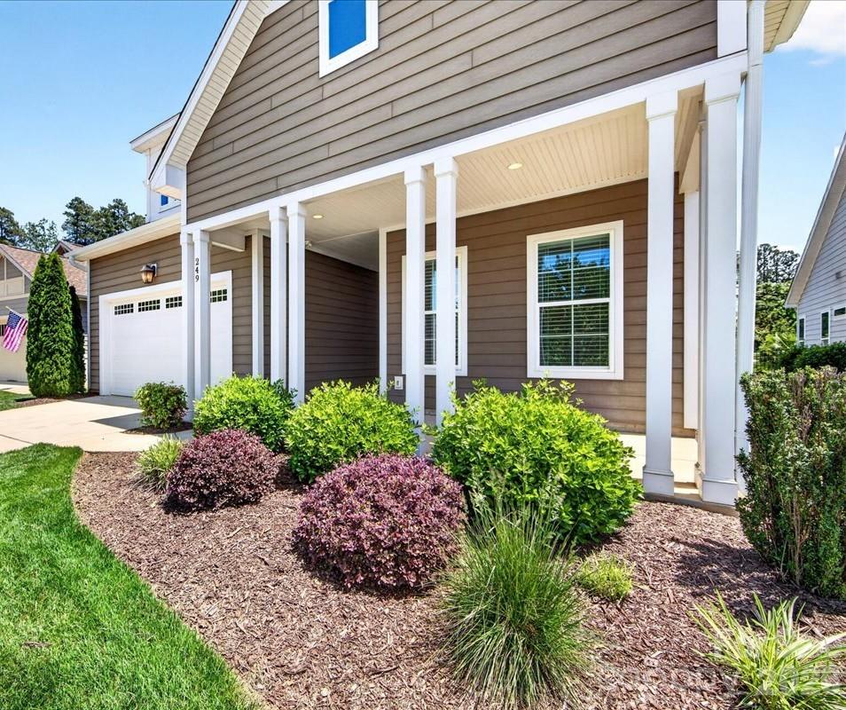 249 Stone Mountain Way — Denver