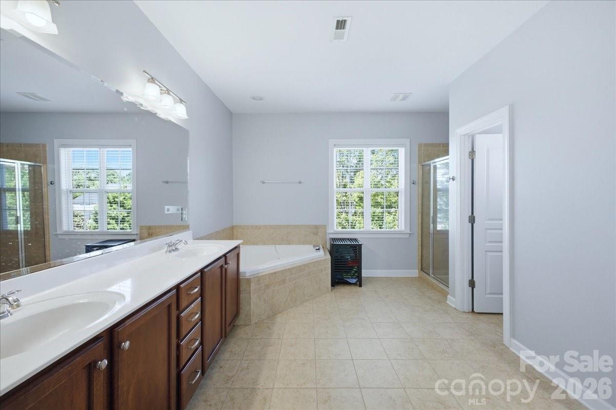 1825 Laveta Road — Charlotte
