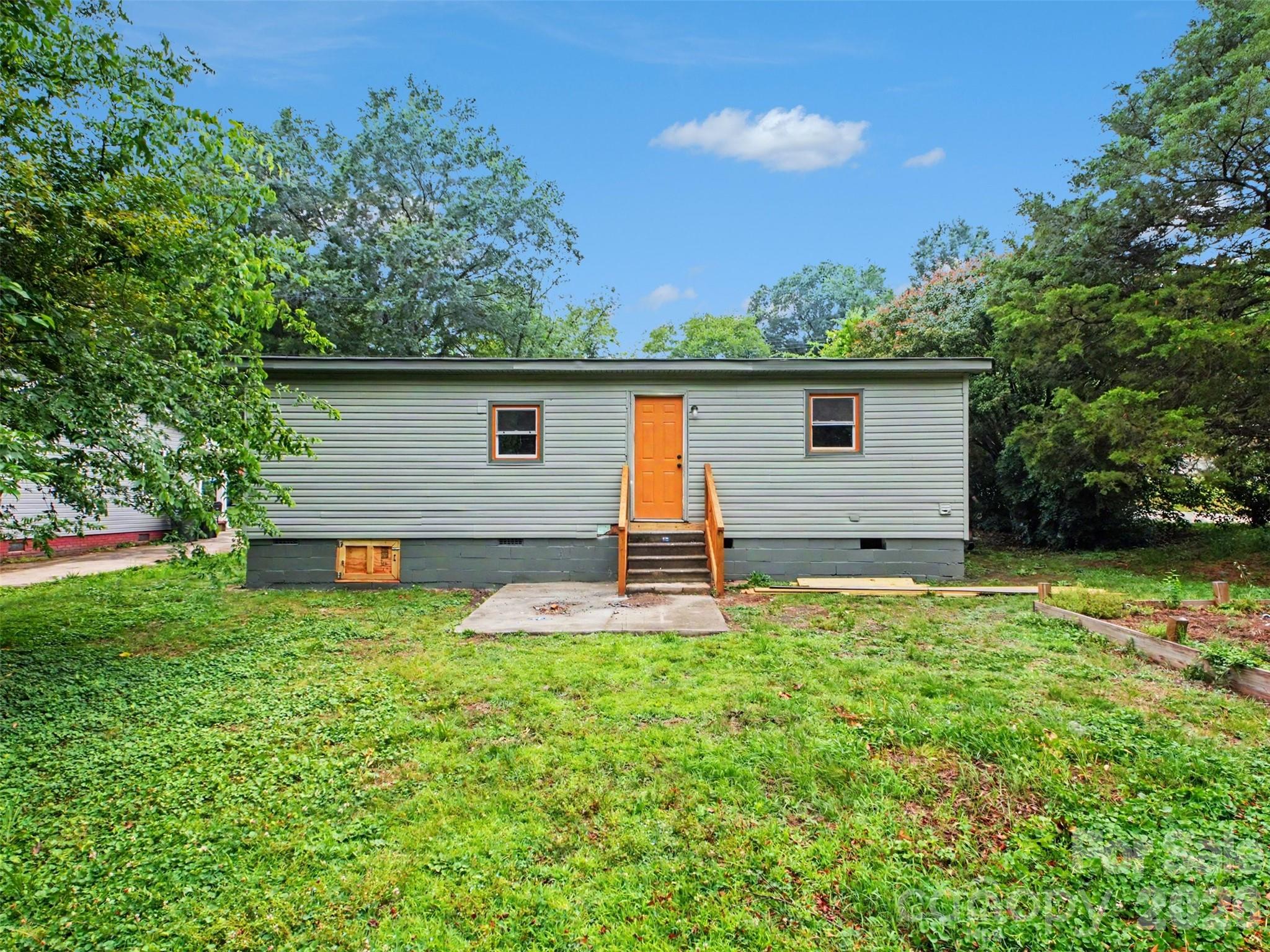 149 Melrose Drive SW — Concord