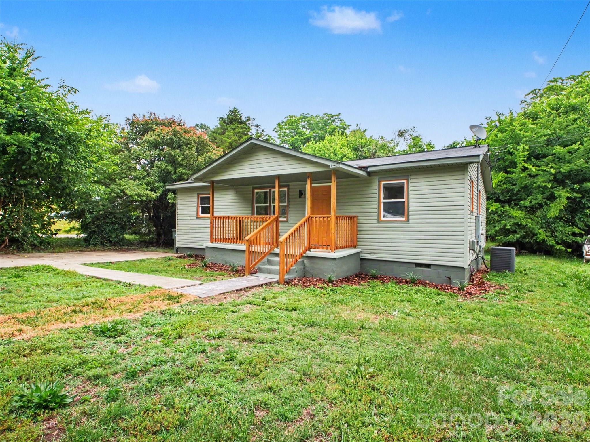 149 Melrose Drive SW — Concord