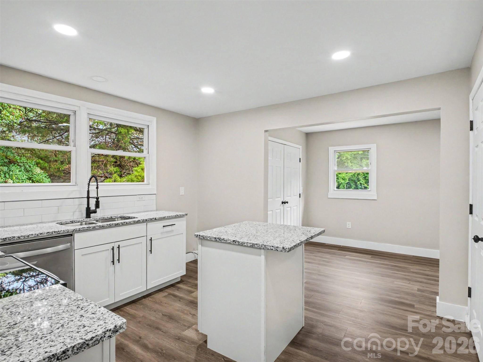 149 Melrose Drive SW — Concord