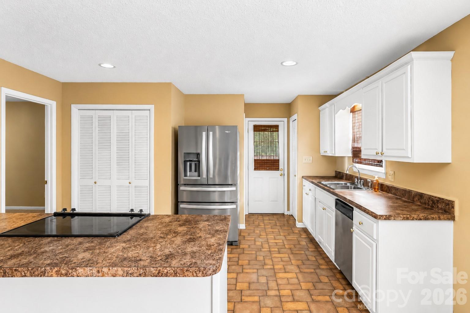 1631 Lynn Mountain Road — Vale