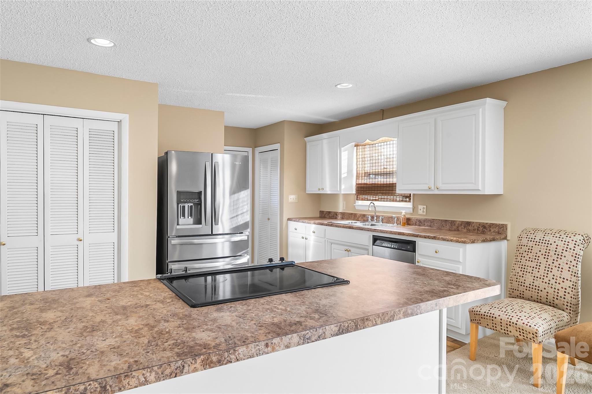 1631 Lynn Mountain Road — Vale
