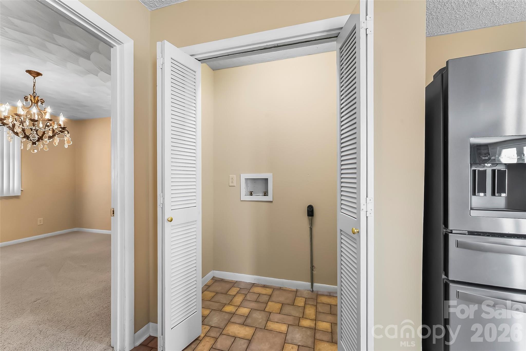 1631 Lynn Mountain Road — Vale