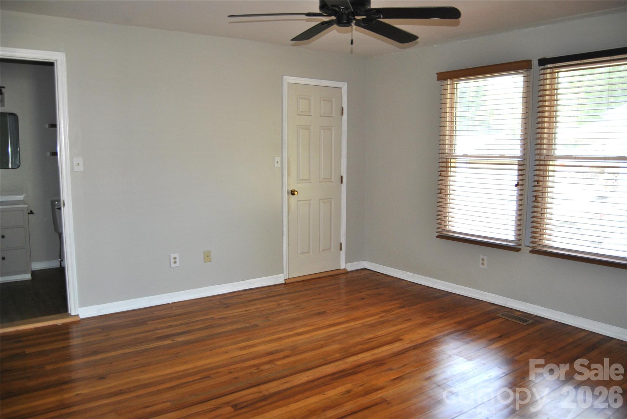 2510 Boundary Street — Belmont