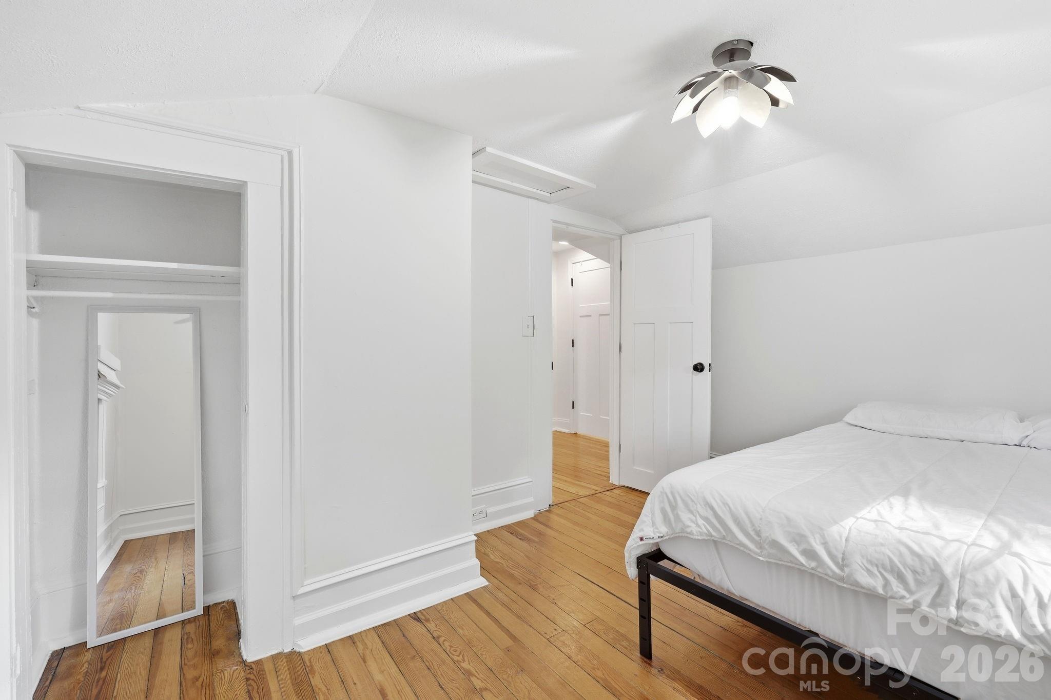 150 Pacolet Street — Tryon
