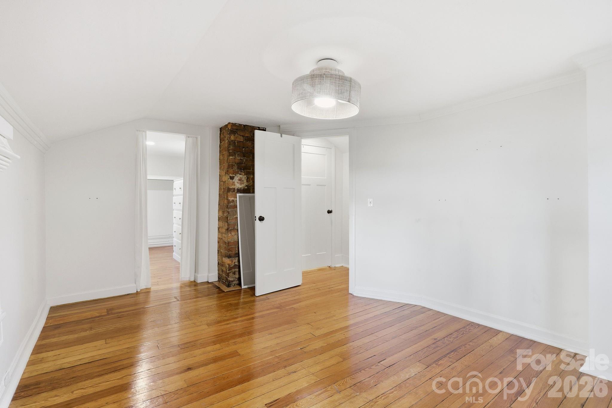 150 Pacolet Street — Tryon