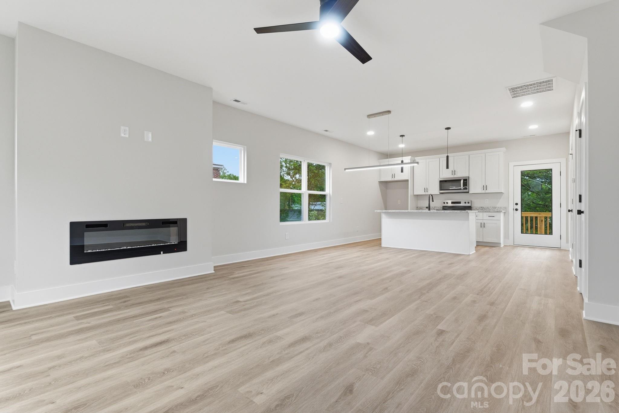 228 Summit Avenue — Albemarle
