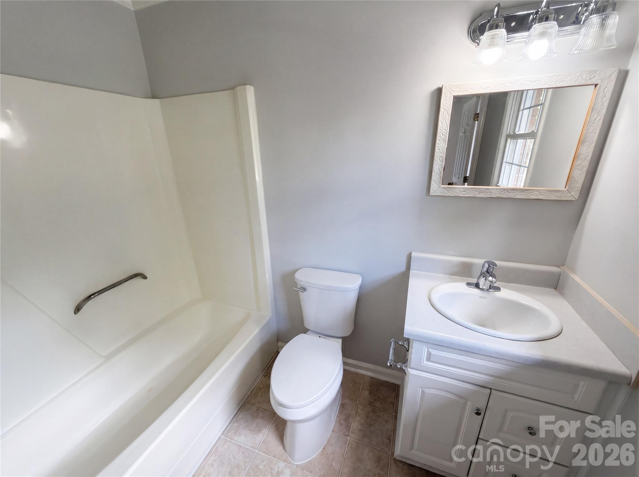 2077 Strafford Drive — Lancaster