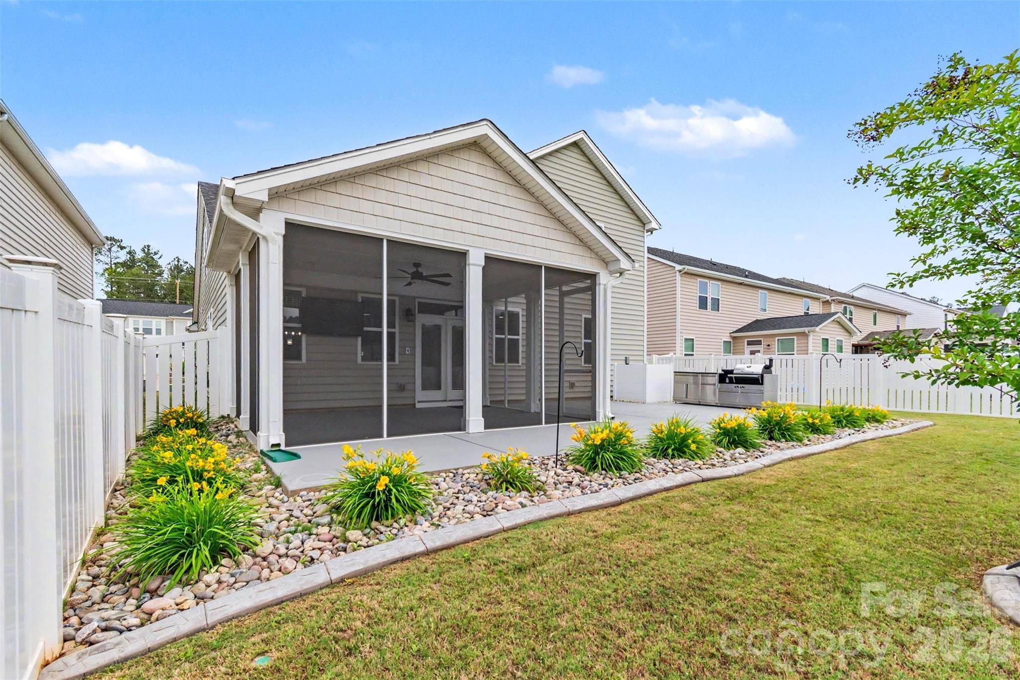 15210 Red Canoe Way — Charlotte