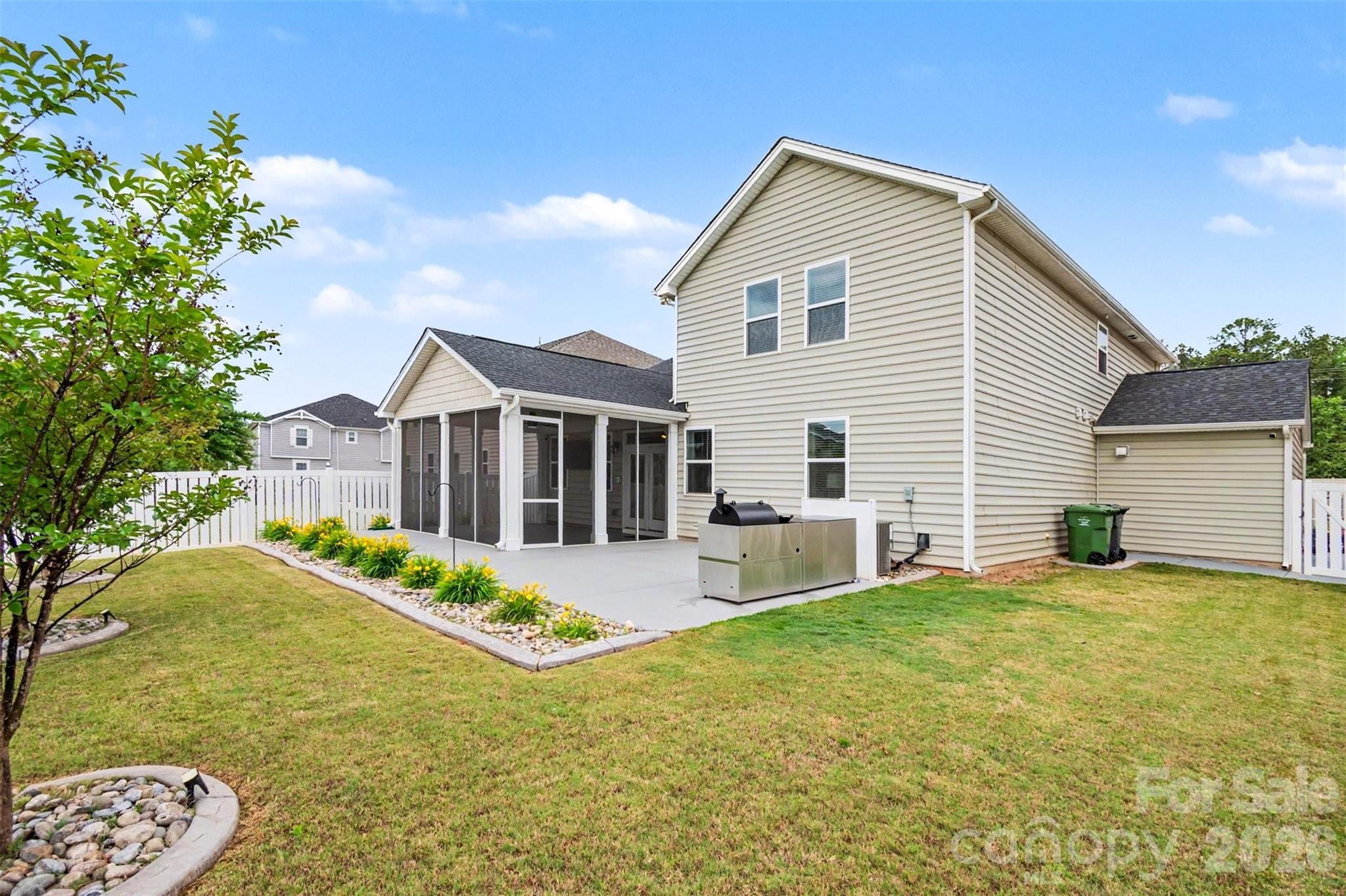 15210 Red Canoe Way — Charlotte